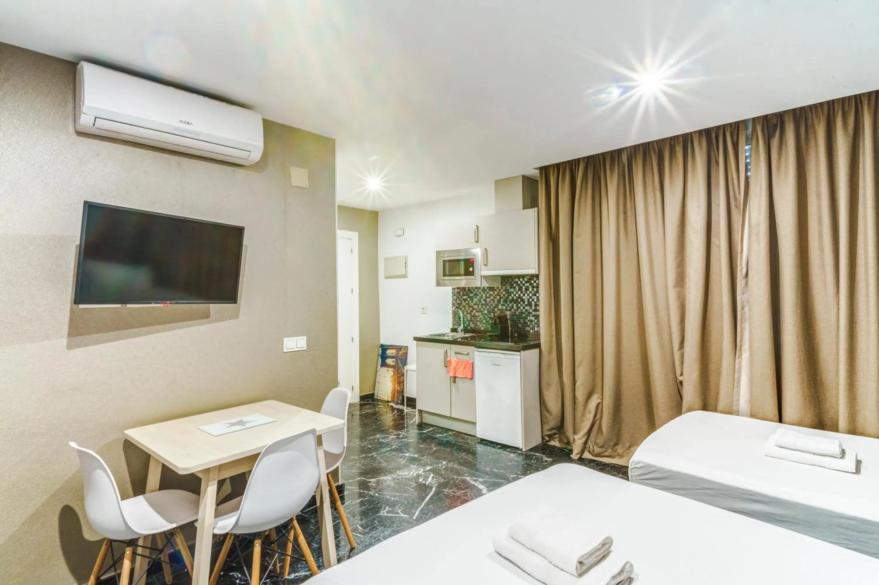 Bed in Costa Marbella Star Light