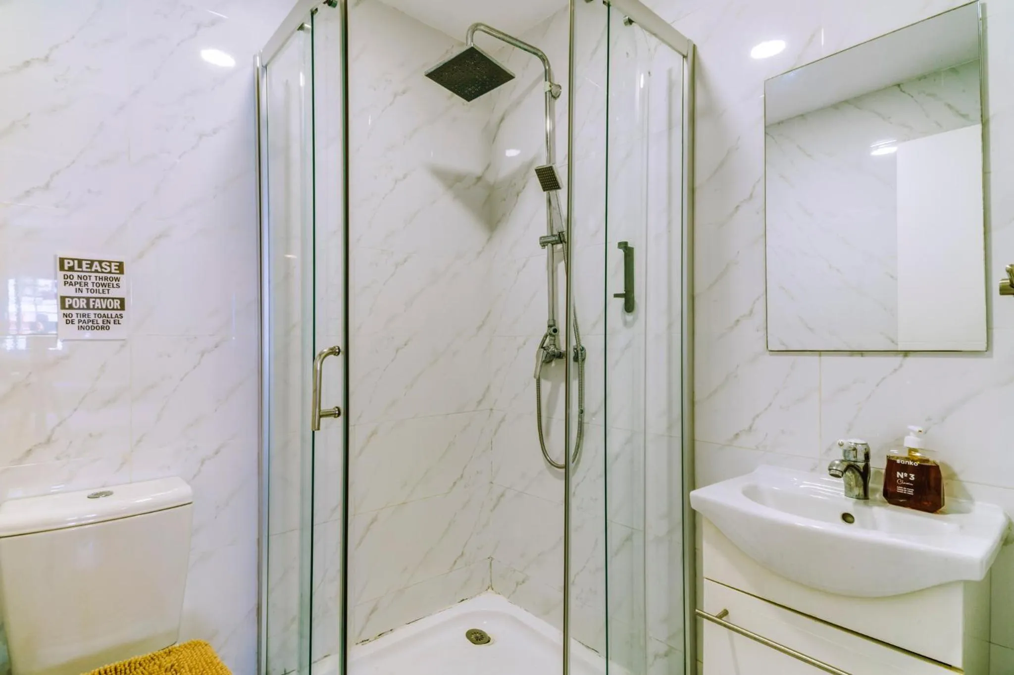 Shower in Costa Marbella Star Light