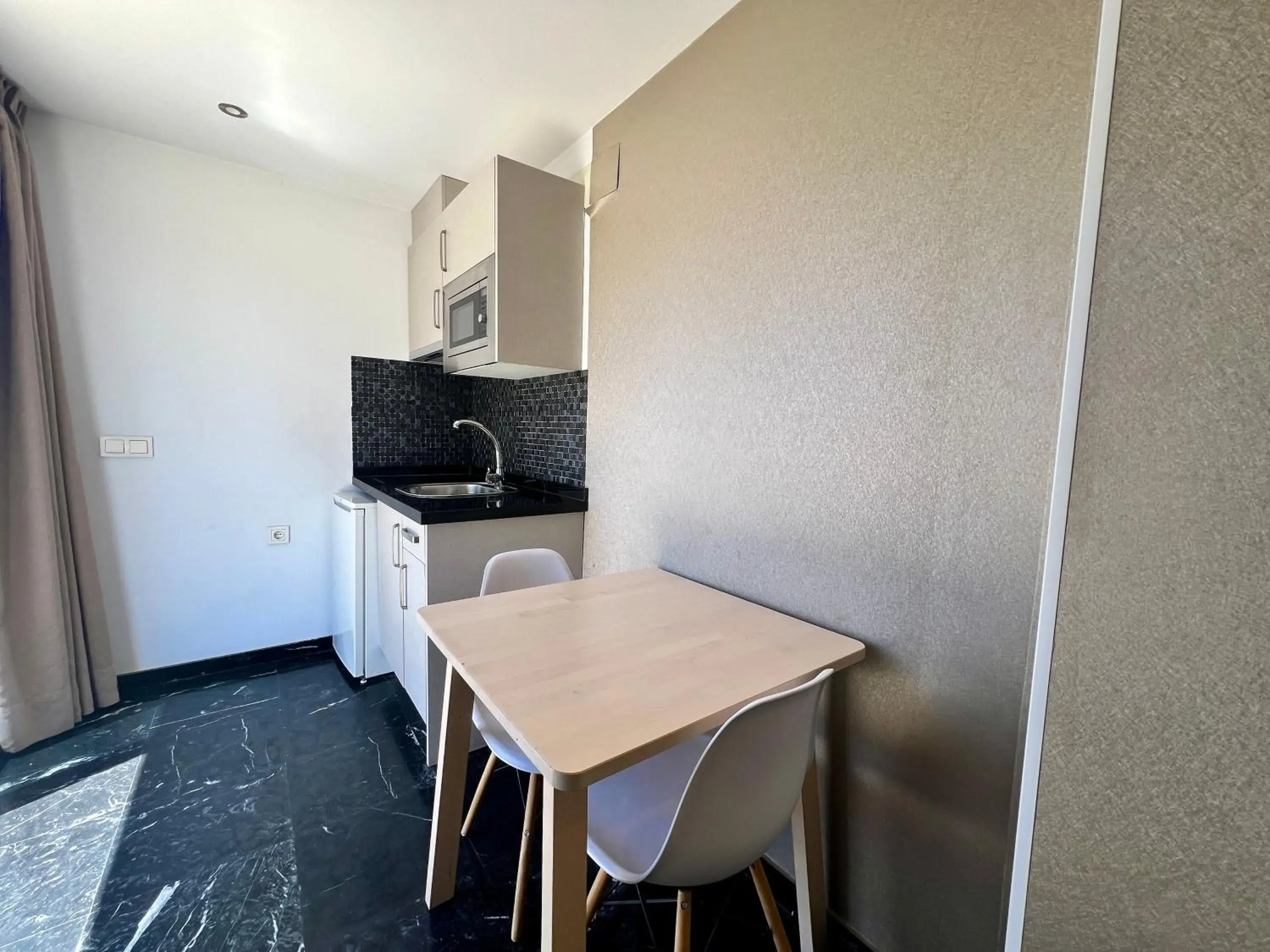 Kitchen or kitchenette in Costa Marbella Star Light Kitchen or kitchenette in Costa Marbella Star Light