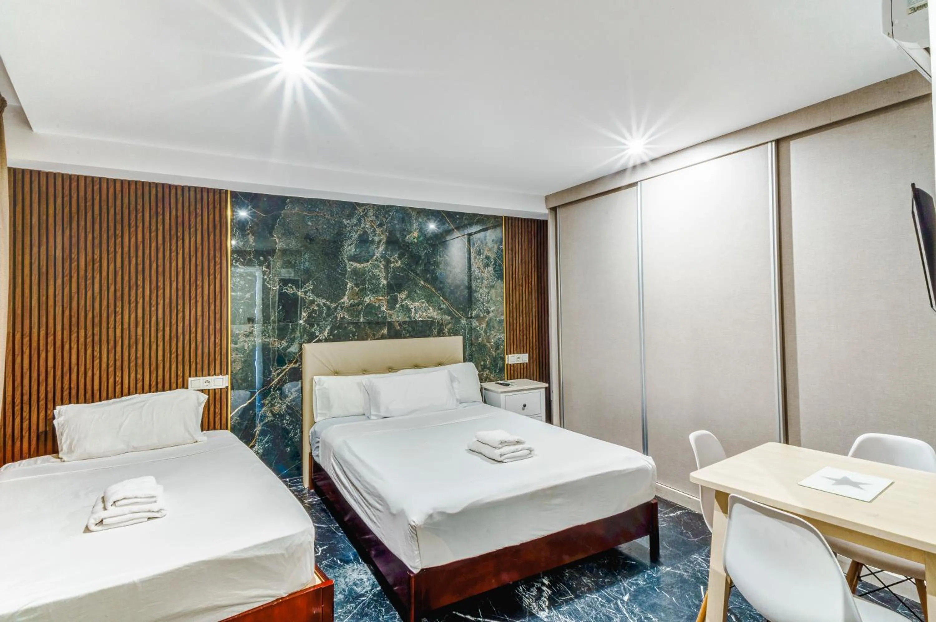 Bed in Costa Marbella Star Light