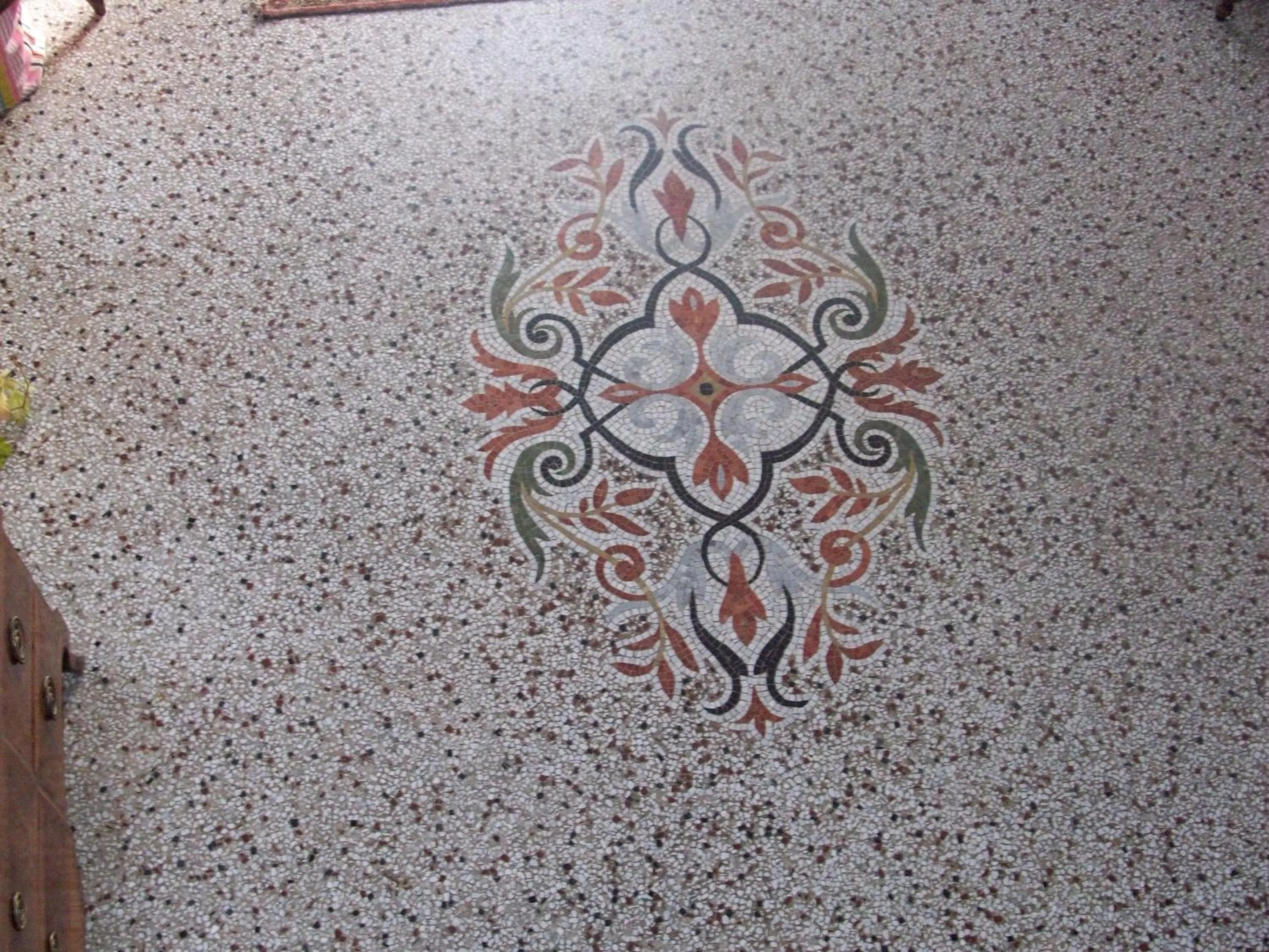 Decorative detail in Le Domaine Du Chapitre