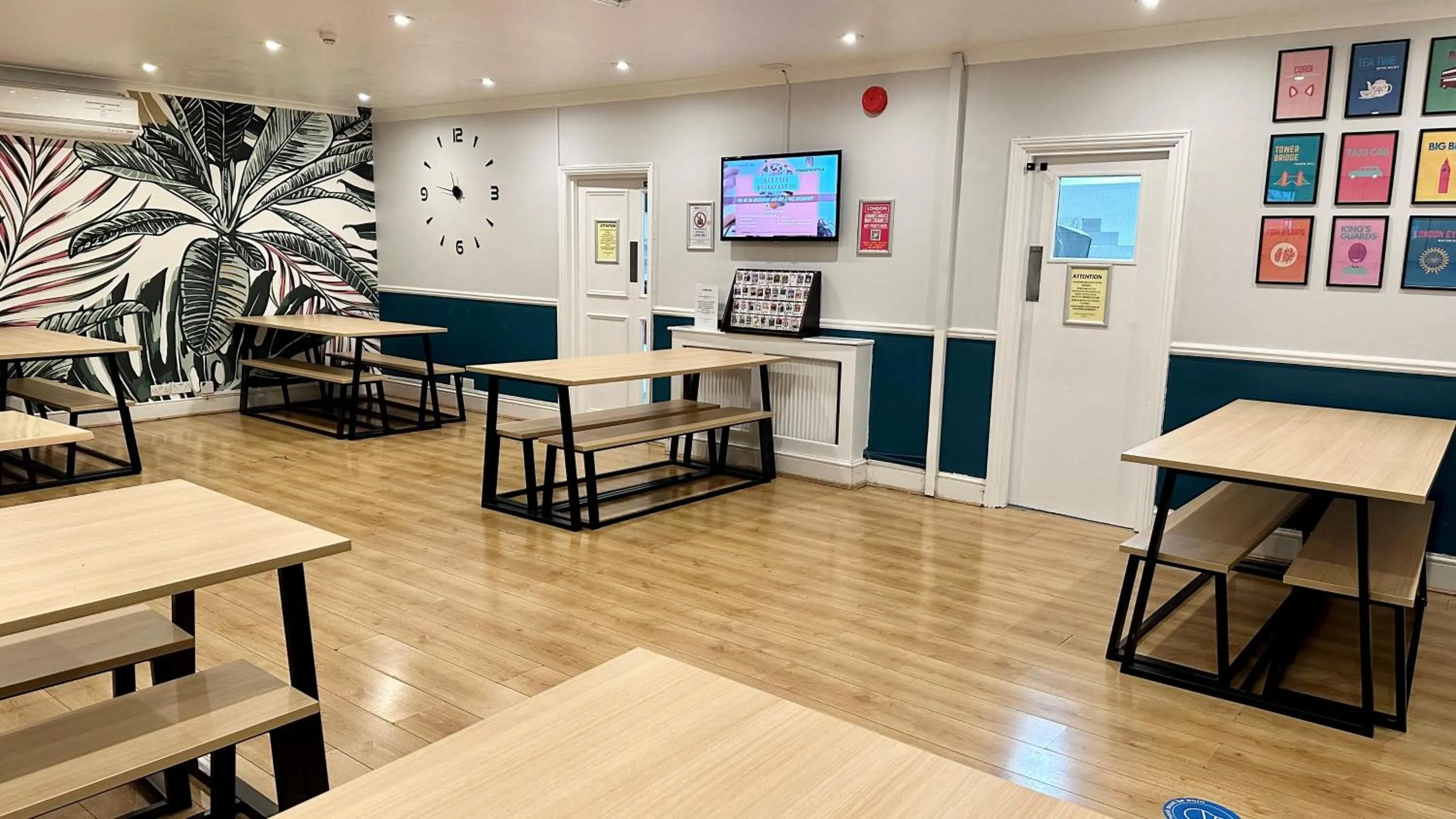 Communal lounge/ TV room in Smart Hyde Park View