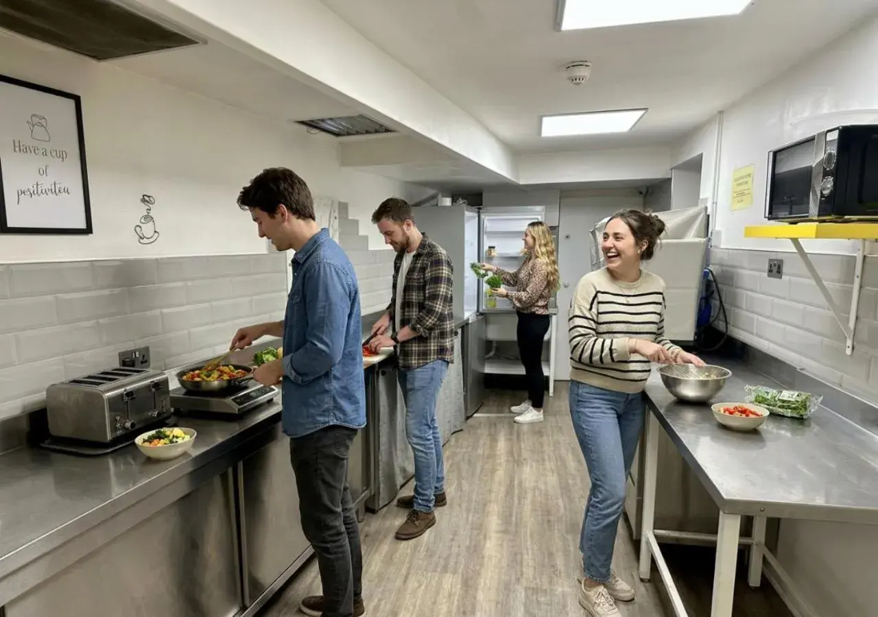 Communal kitchen in Smart Hyde Park View Communal kitchen in Smart Hyde Park View