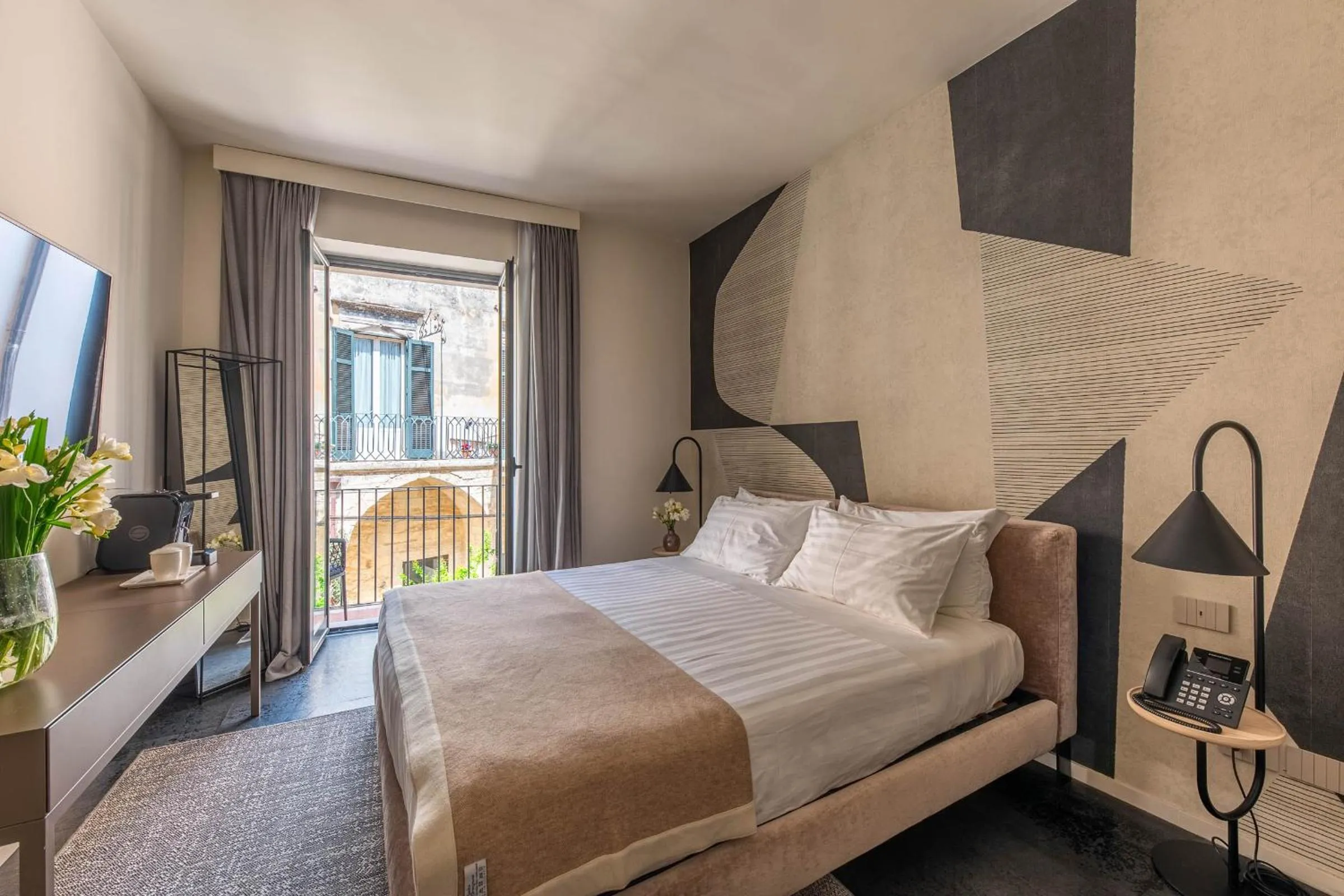 Bedroom, Bed in Arco Vecchio Urban Suite - Epoca Collection