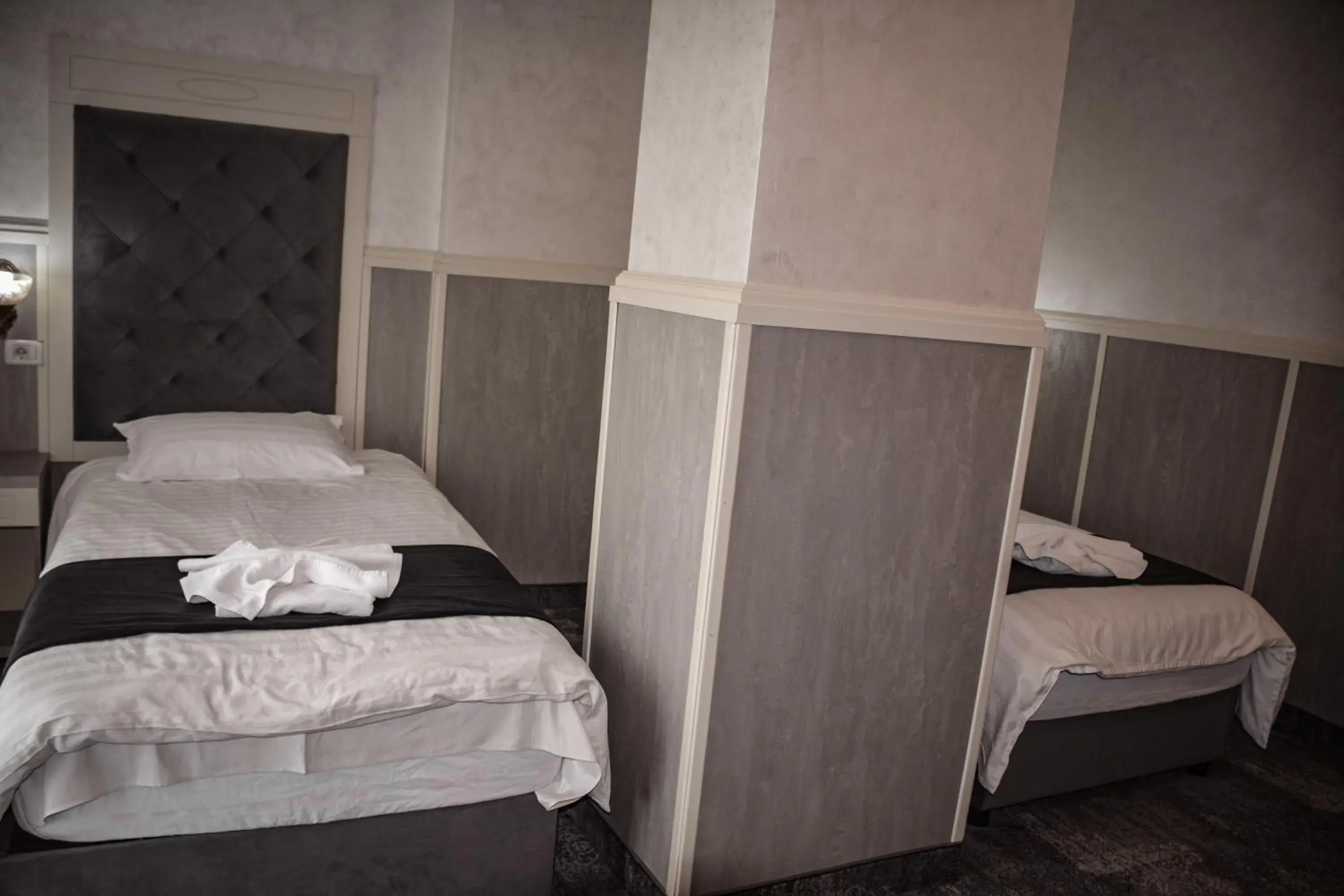 Twin Room in Golden Rose Residence Twin Room in Golden Rose Residence