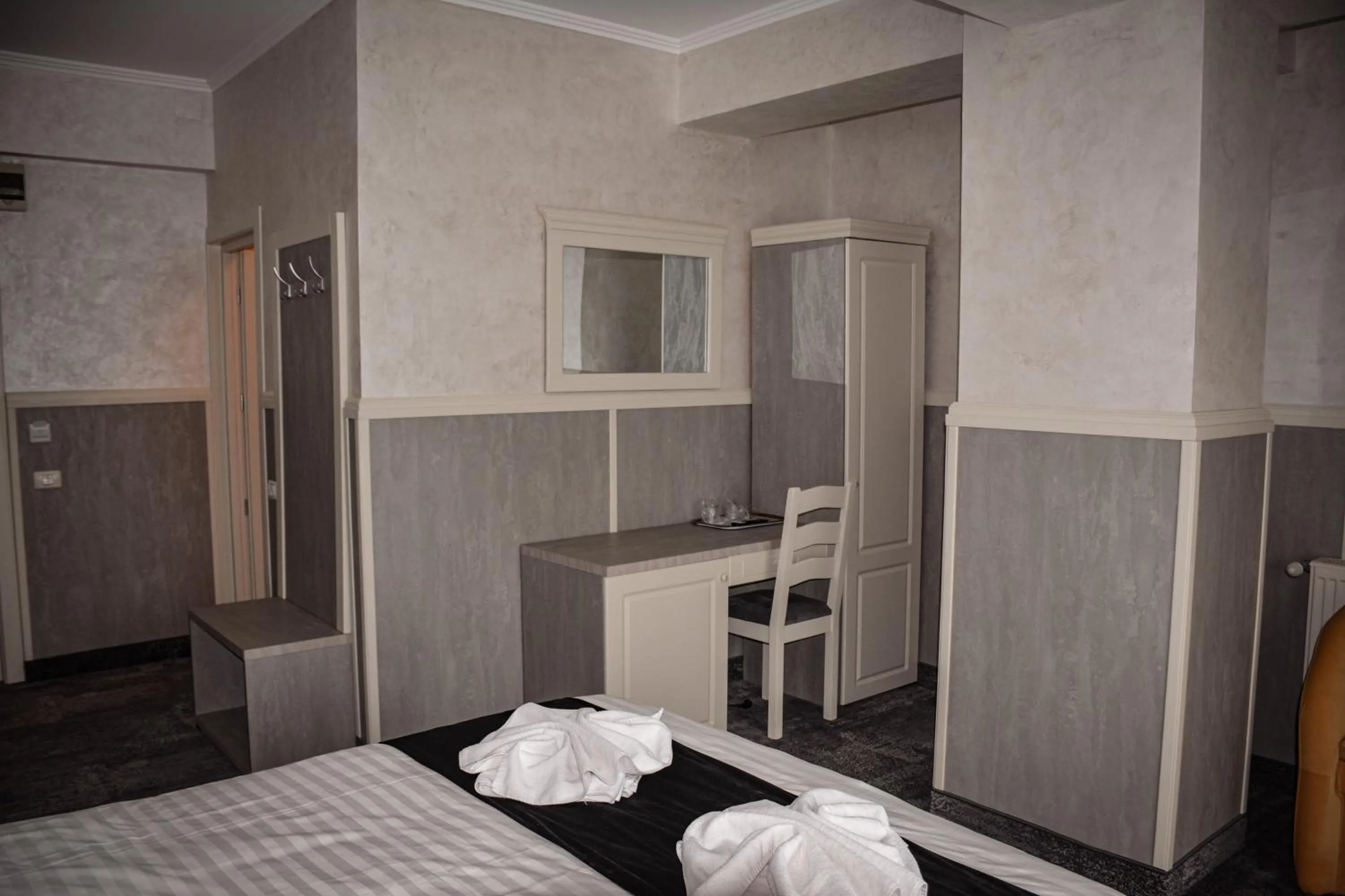 Bed in Golden Rose Residence