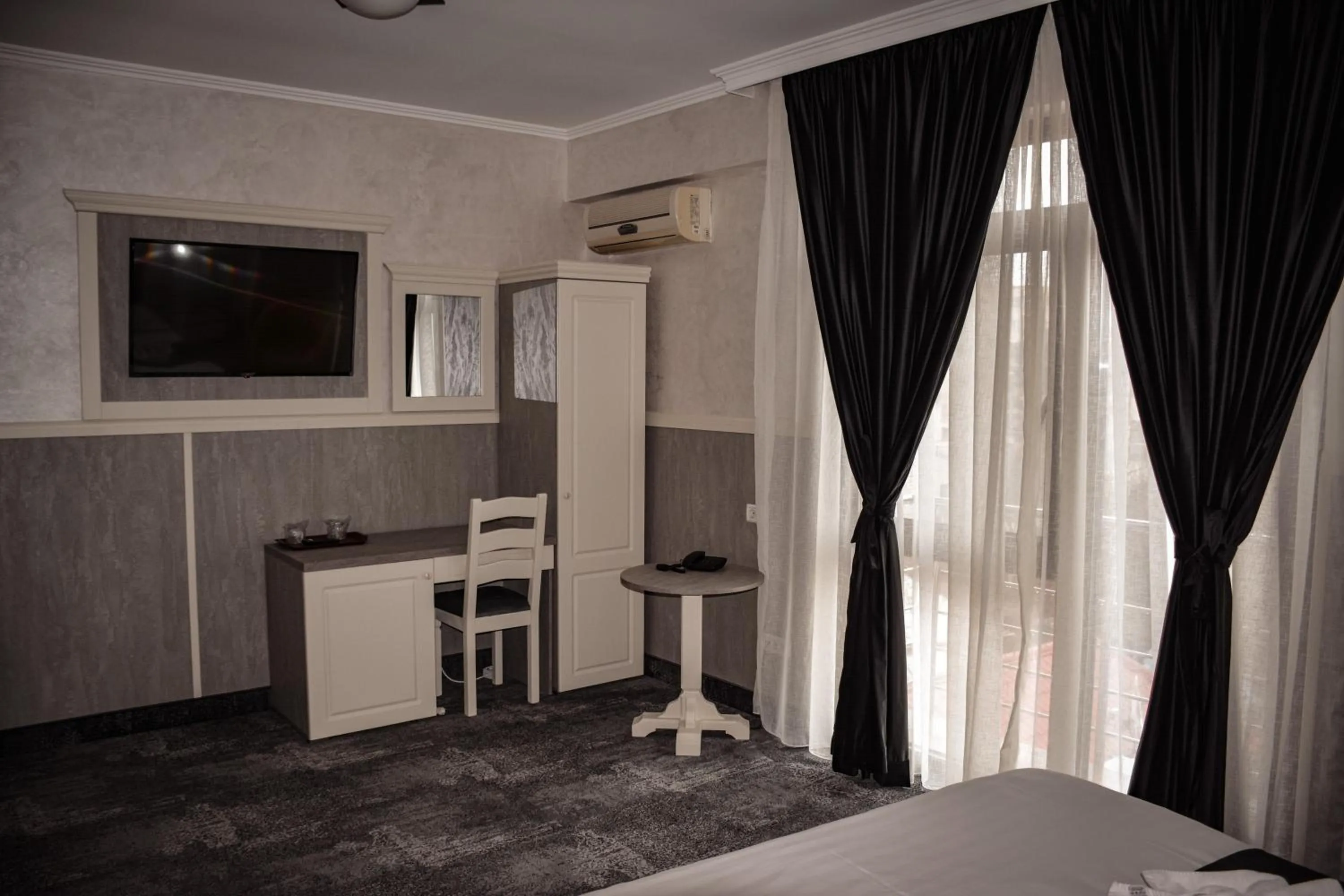 Bed in Golden Rose Residence