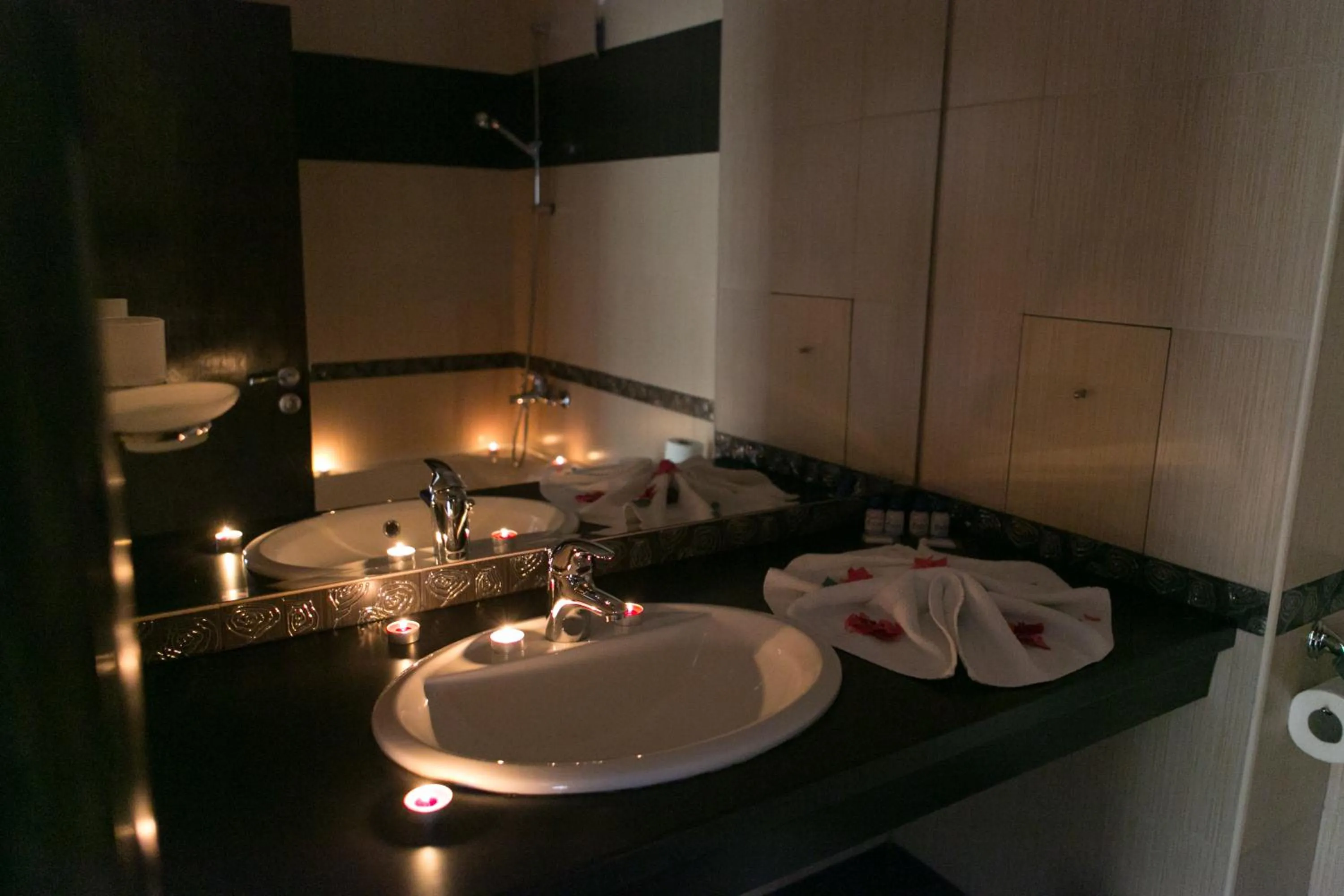 Bathroom in The Balkan Jewel Resort, Trademark Collection by Wyndham