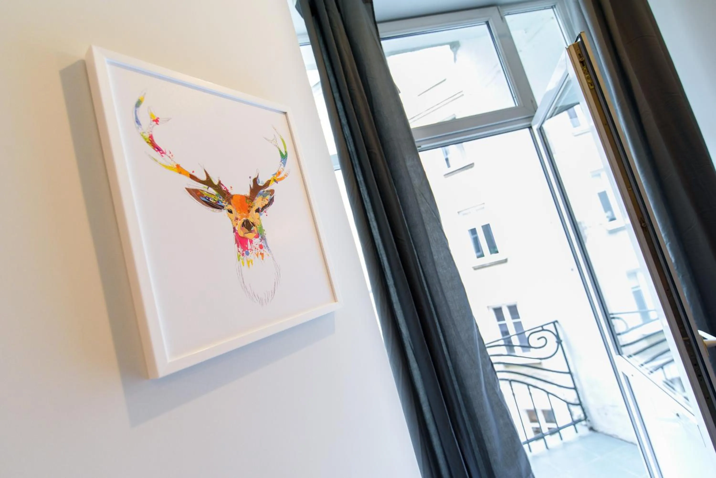 Constitution Square Rooms