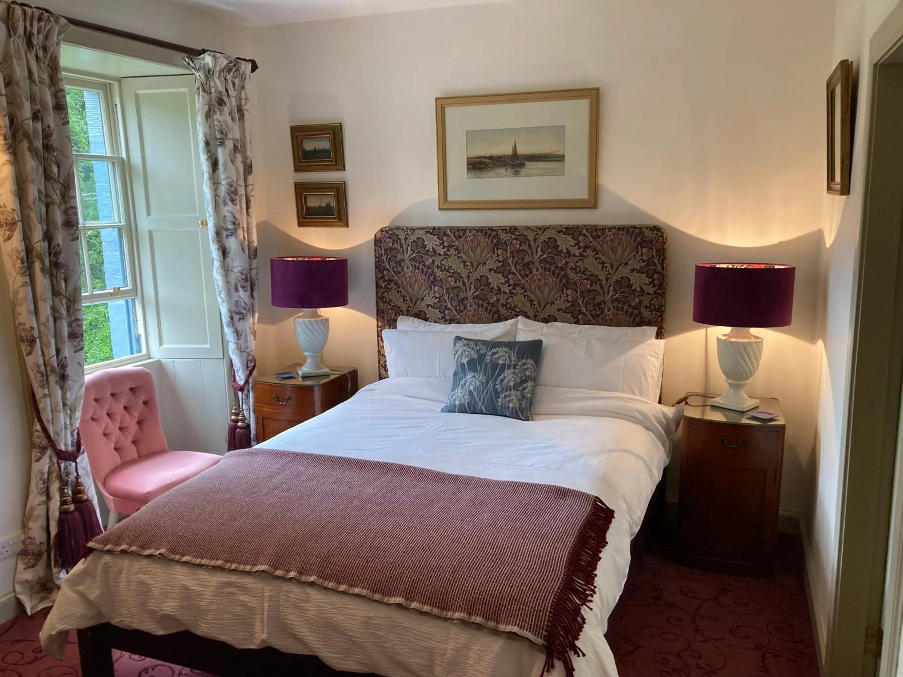 Bedroom, Bed in Bedrule Old Manse B&B