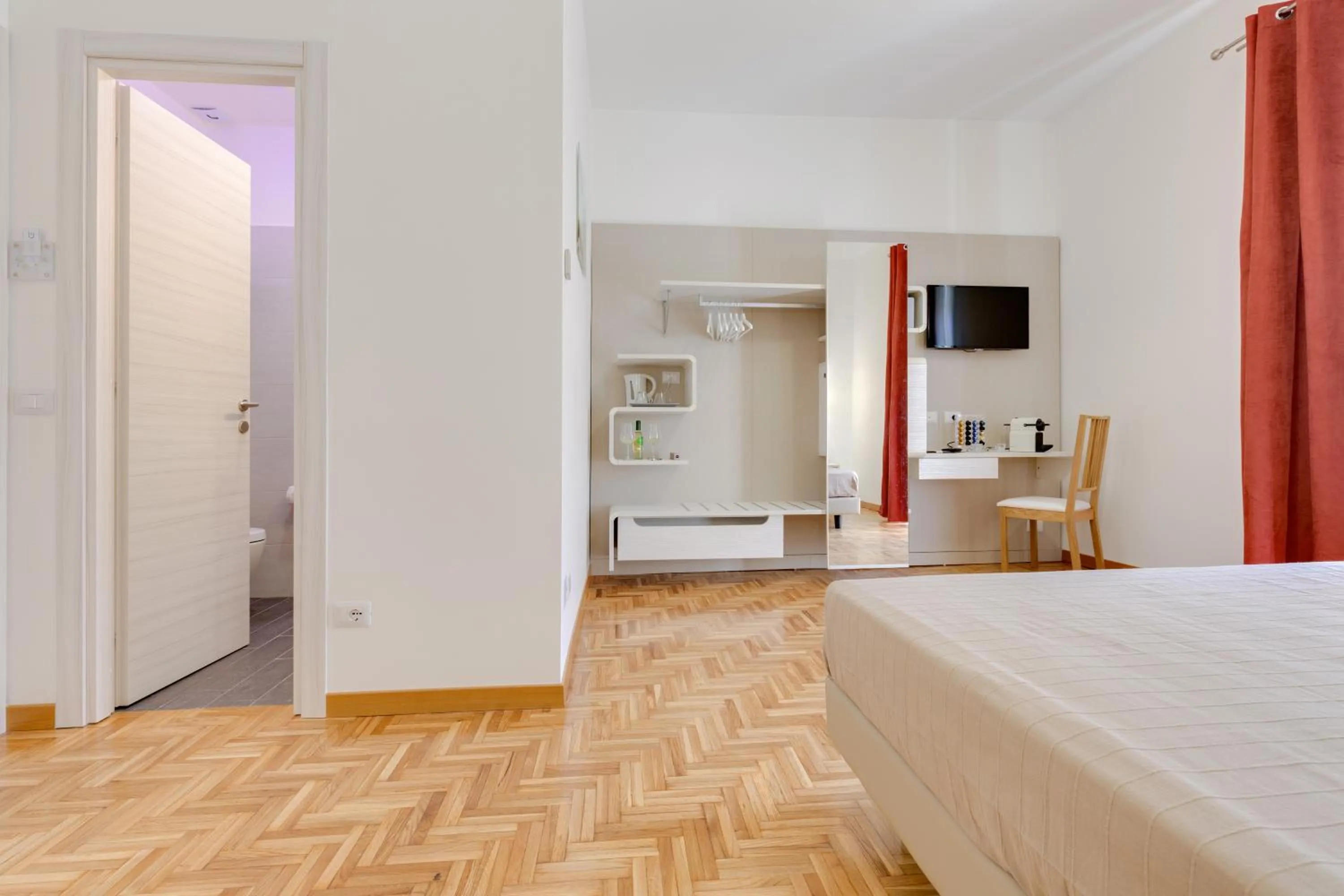 View (from property/room), Bed in Dolce Luxury Rooms