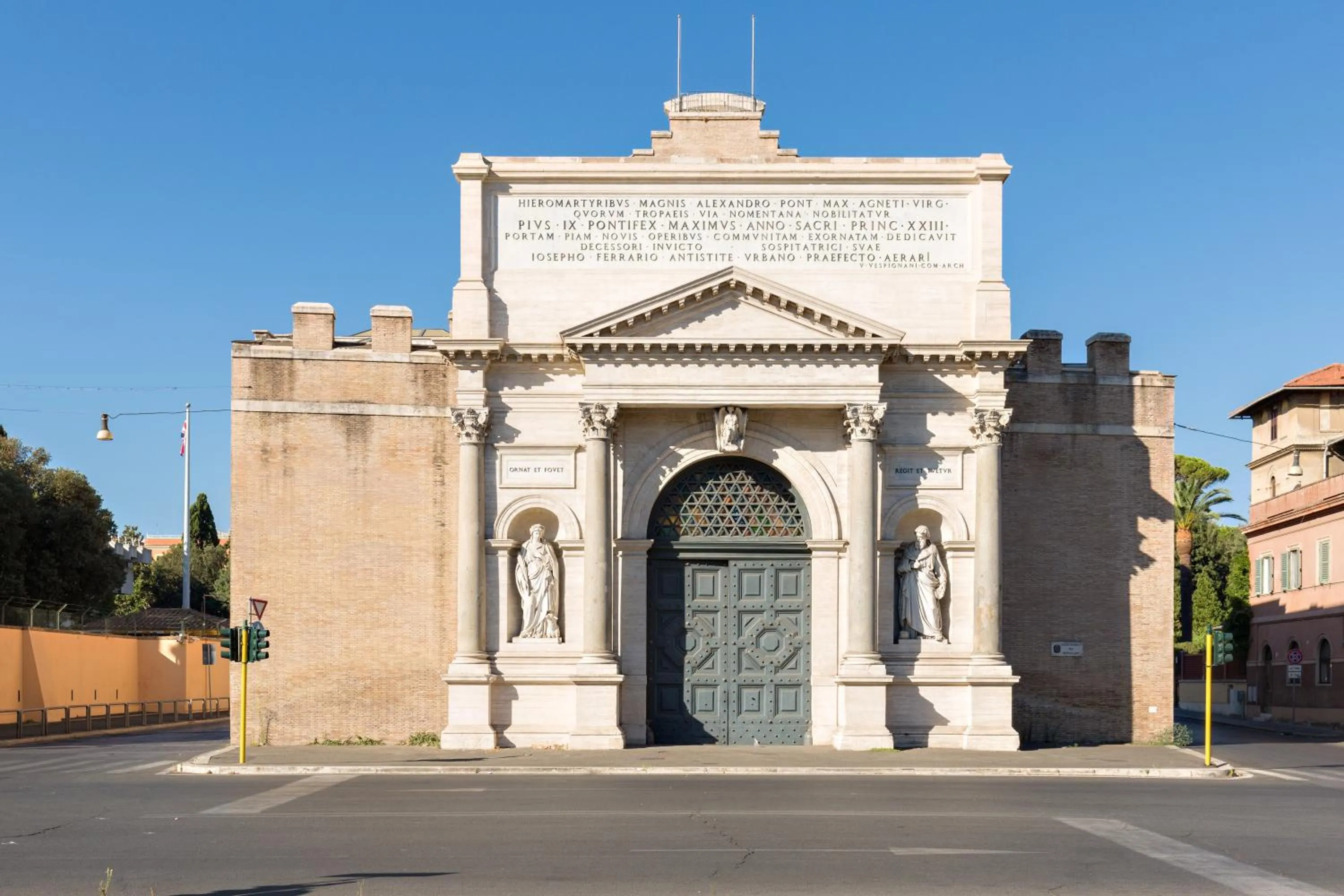 Landmark view in Dolce Luxury Rooms