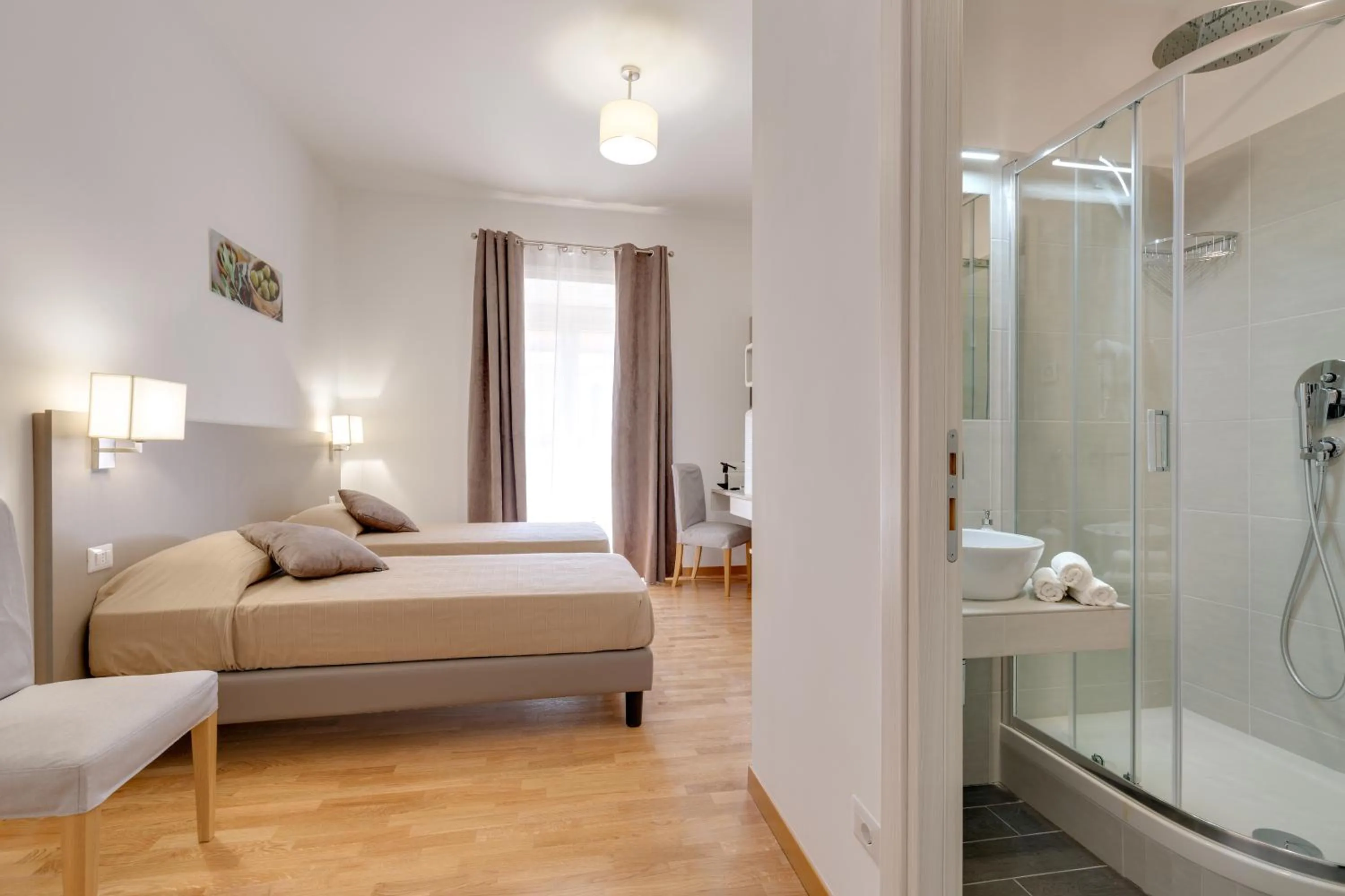 Photo of the whole room, Bed in Dolce Luxury Rooms