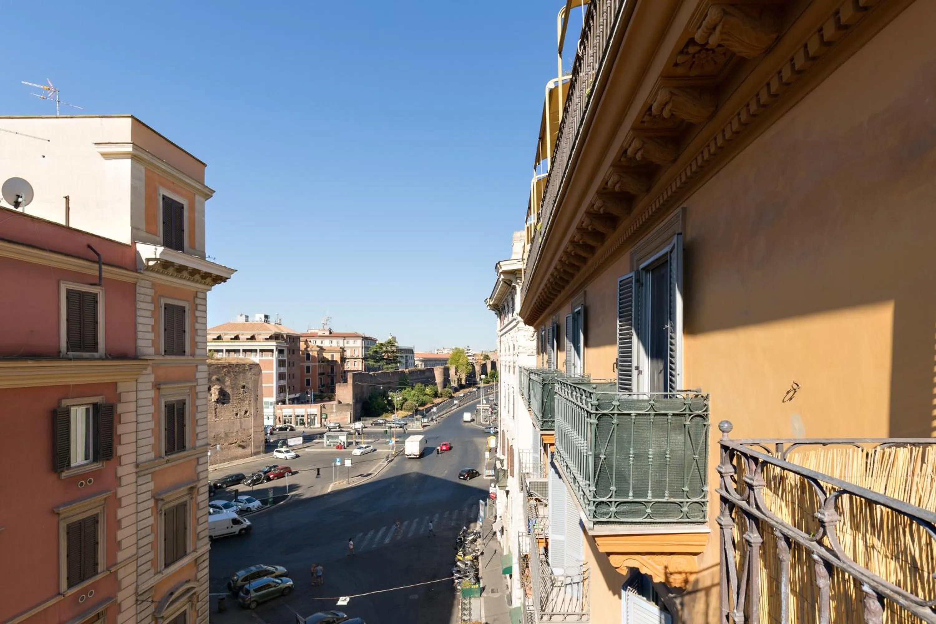 Balcony/Terrace in Dolce Luxury Rooms