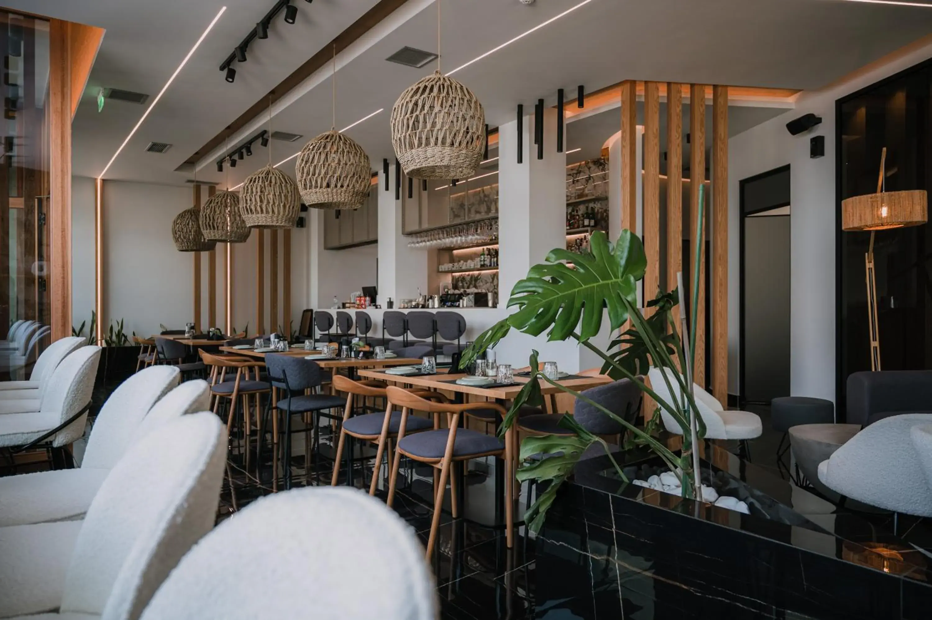 Restaurant/places to eat in Agamemnon Hotel Restaurant/places to eat in Agamemnon Hotel