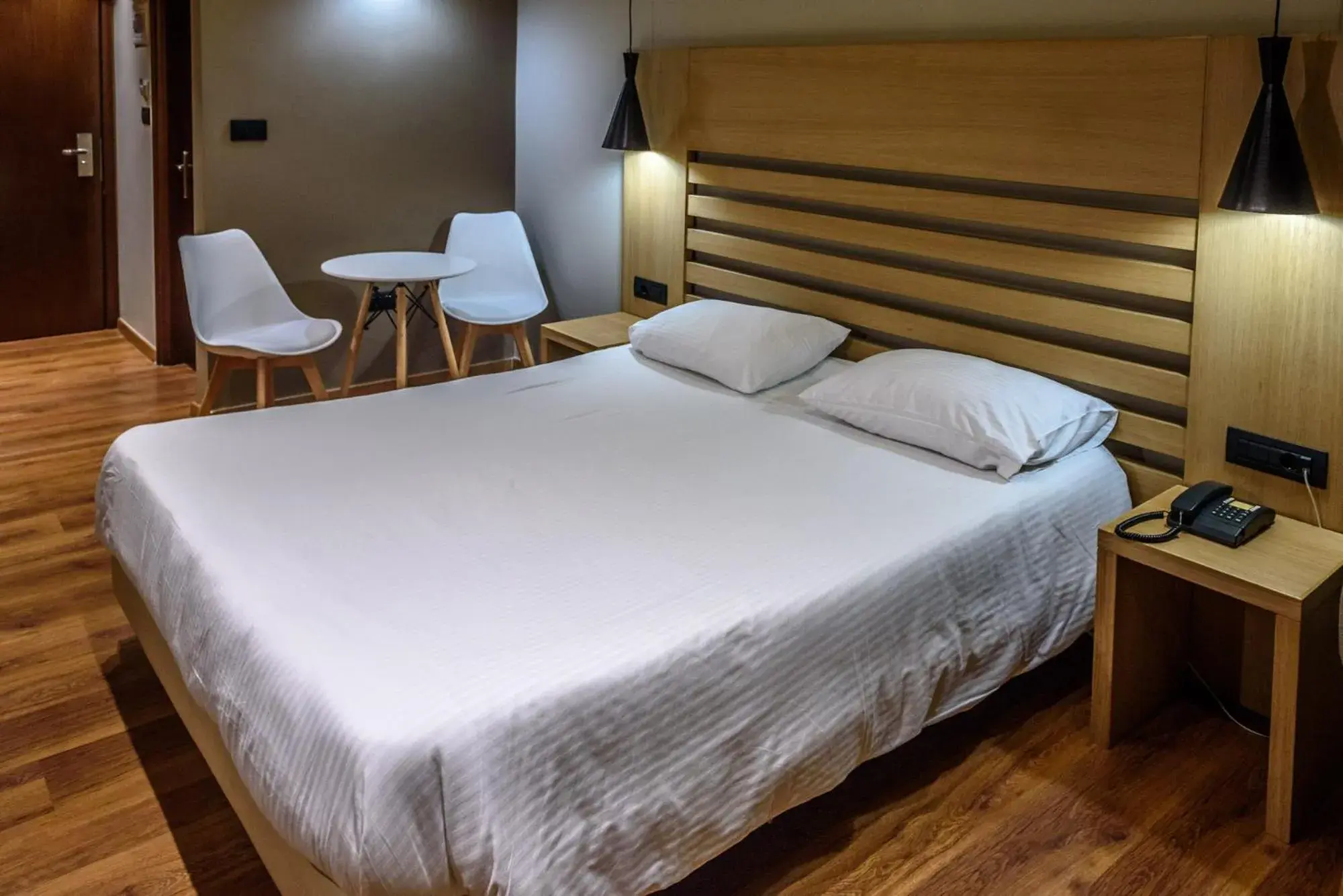 Bedroom, Bed in Agamemnon Hotel Bedroom, Bed in Agamemnon Hotel