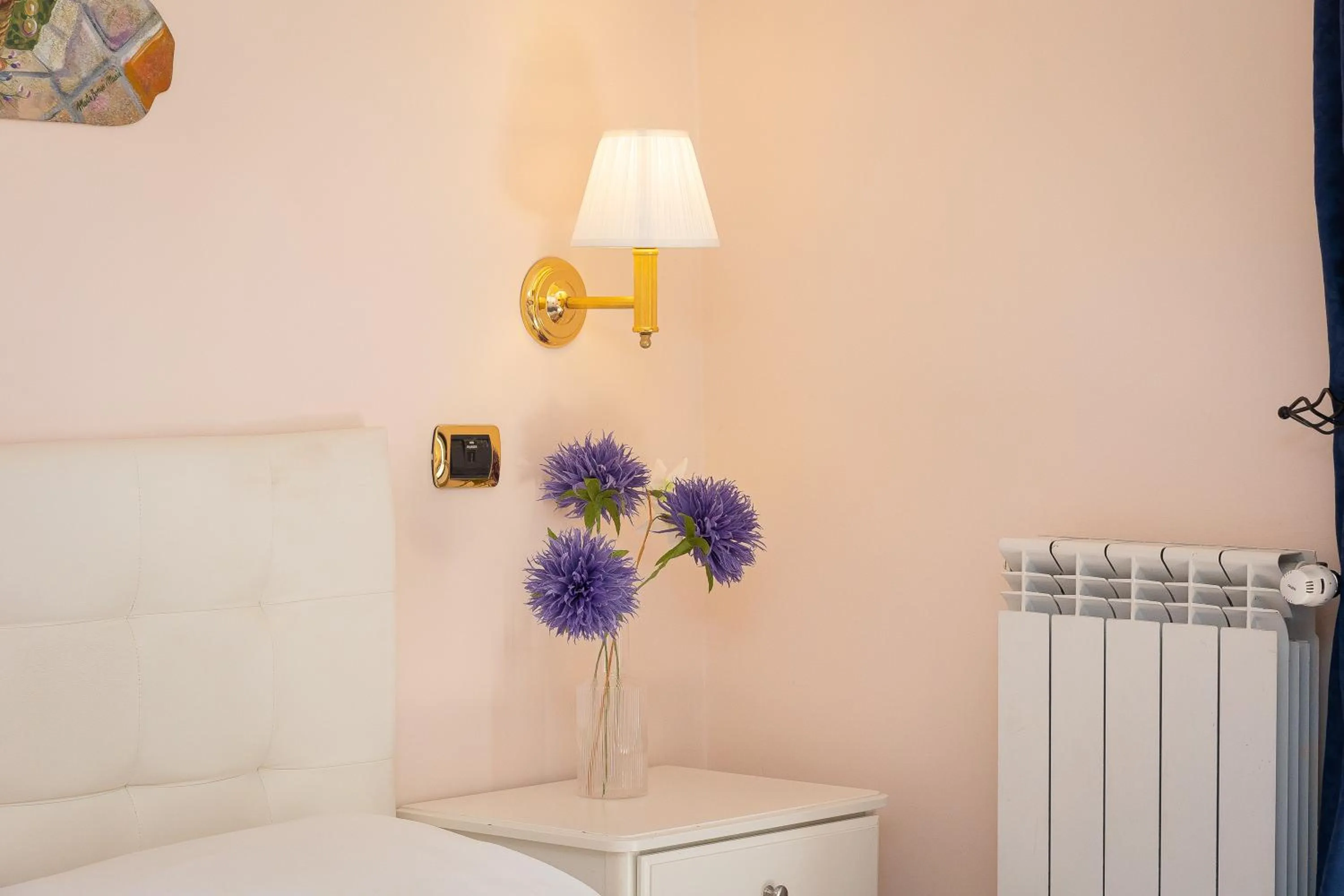 Decorative detail in Rome To Stay