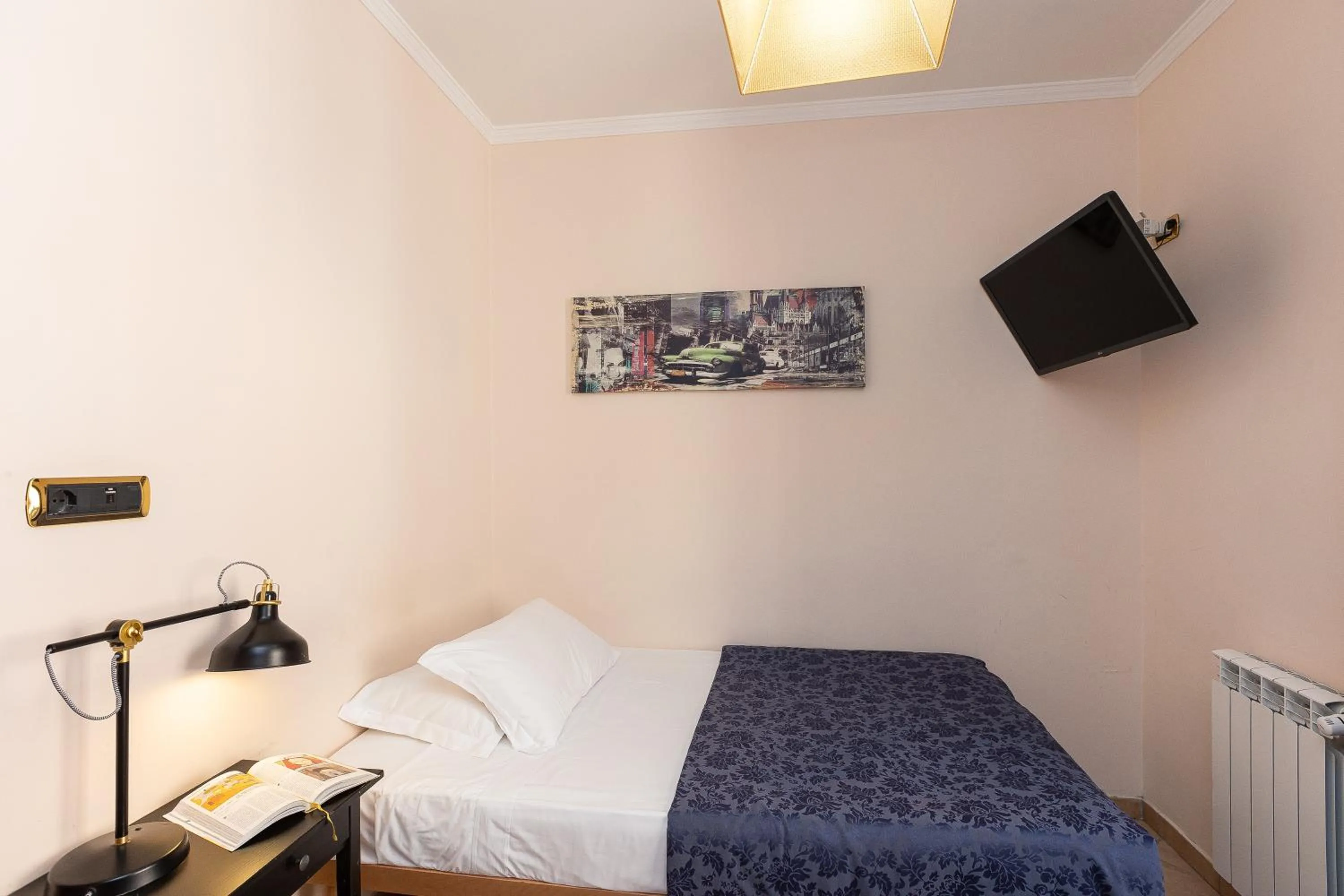 Bedroom, Bed in Rome To Stay