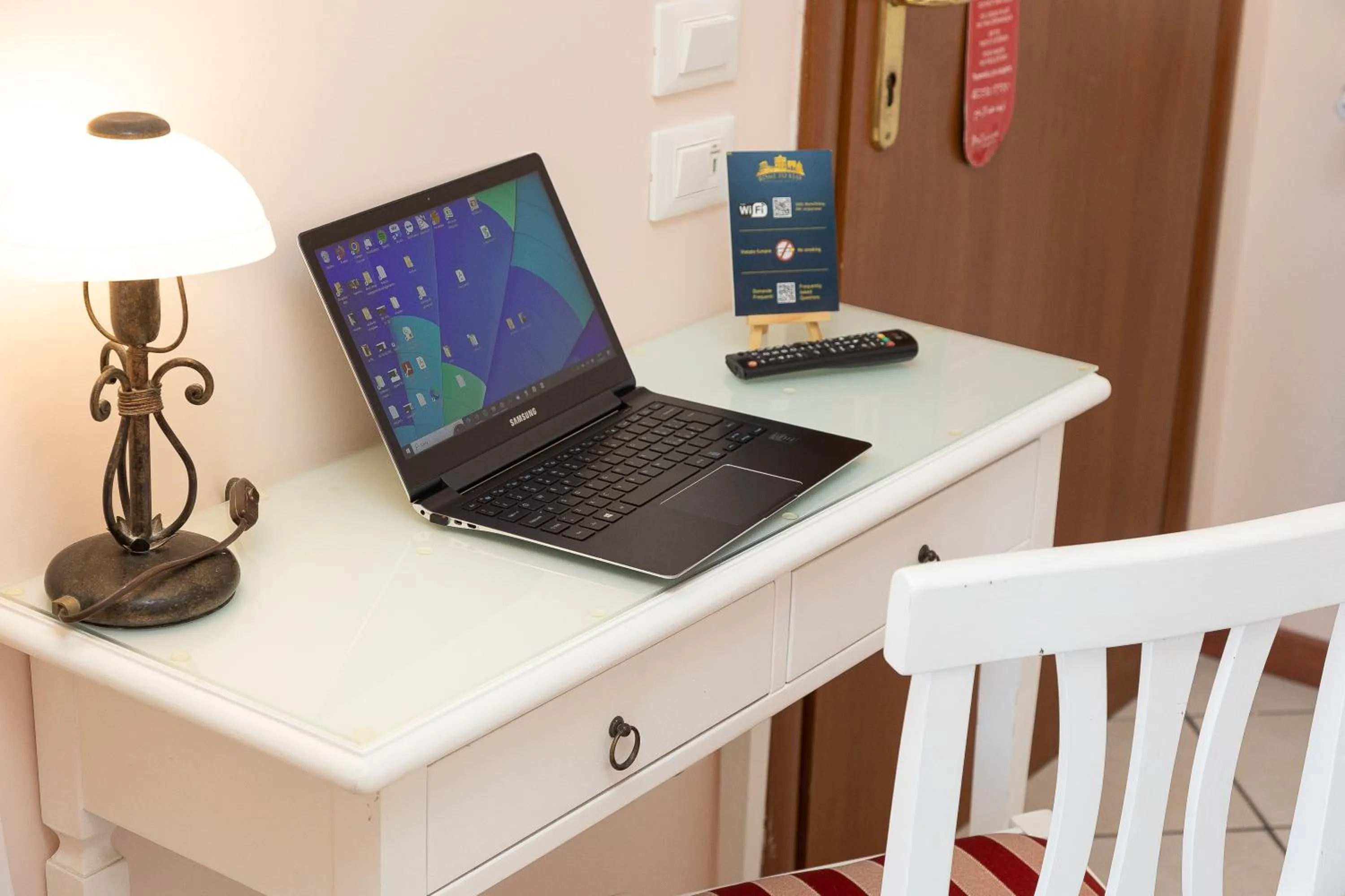 hair dresser in Rome To Stay