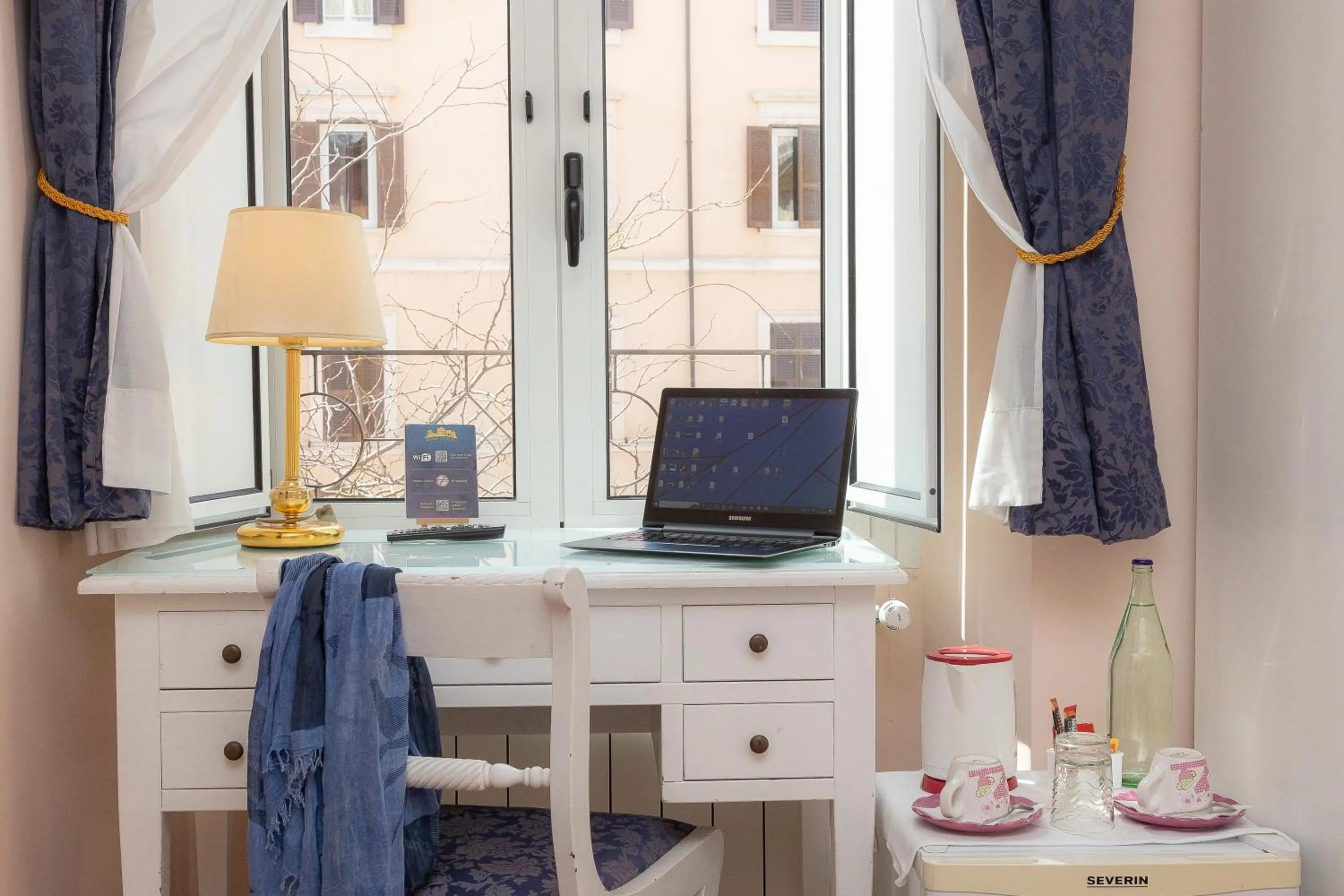 hair dresser in Rome To Stay