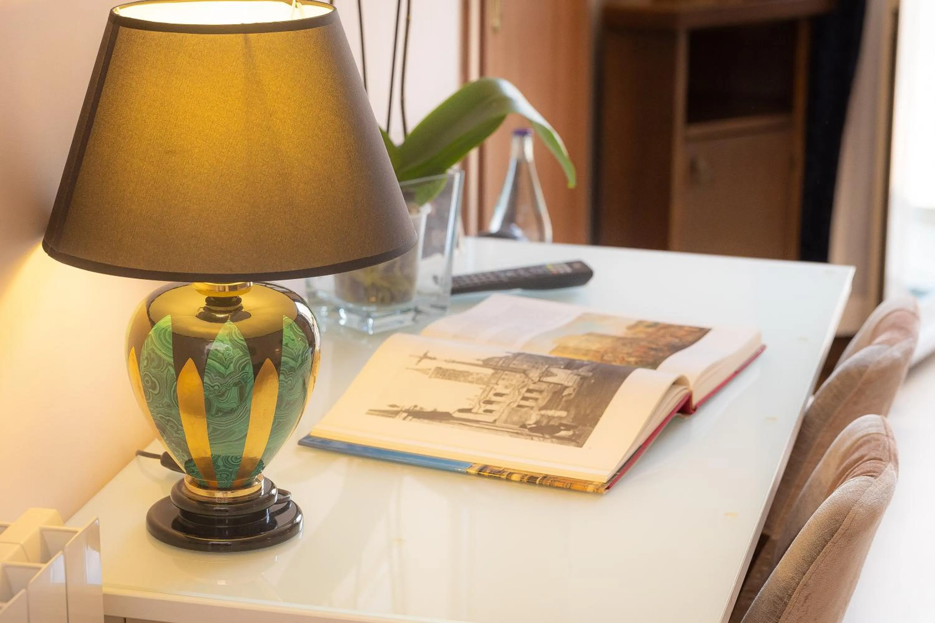 hair dresser in Rome To Stay