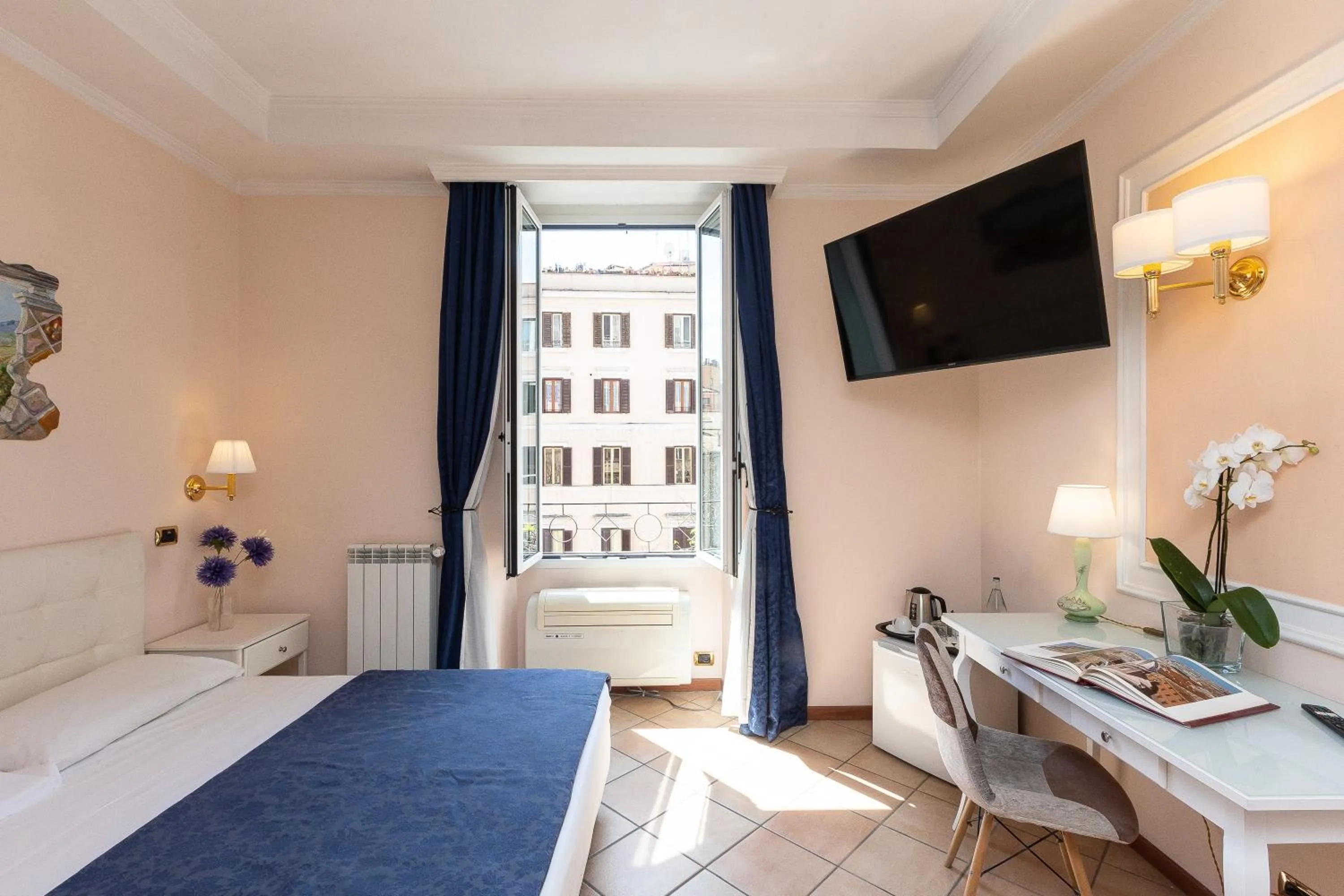 Bedroom, Bed in Rome To Stay