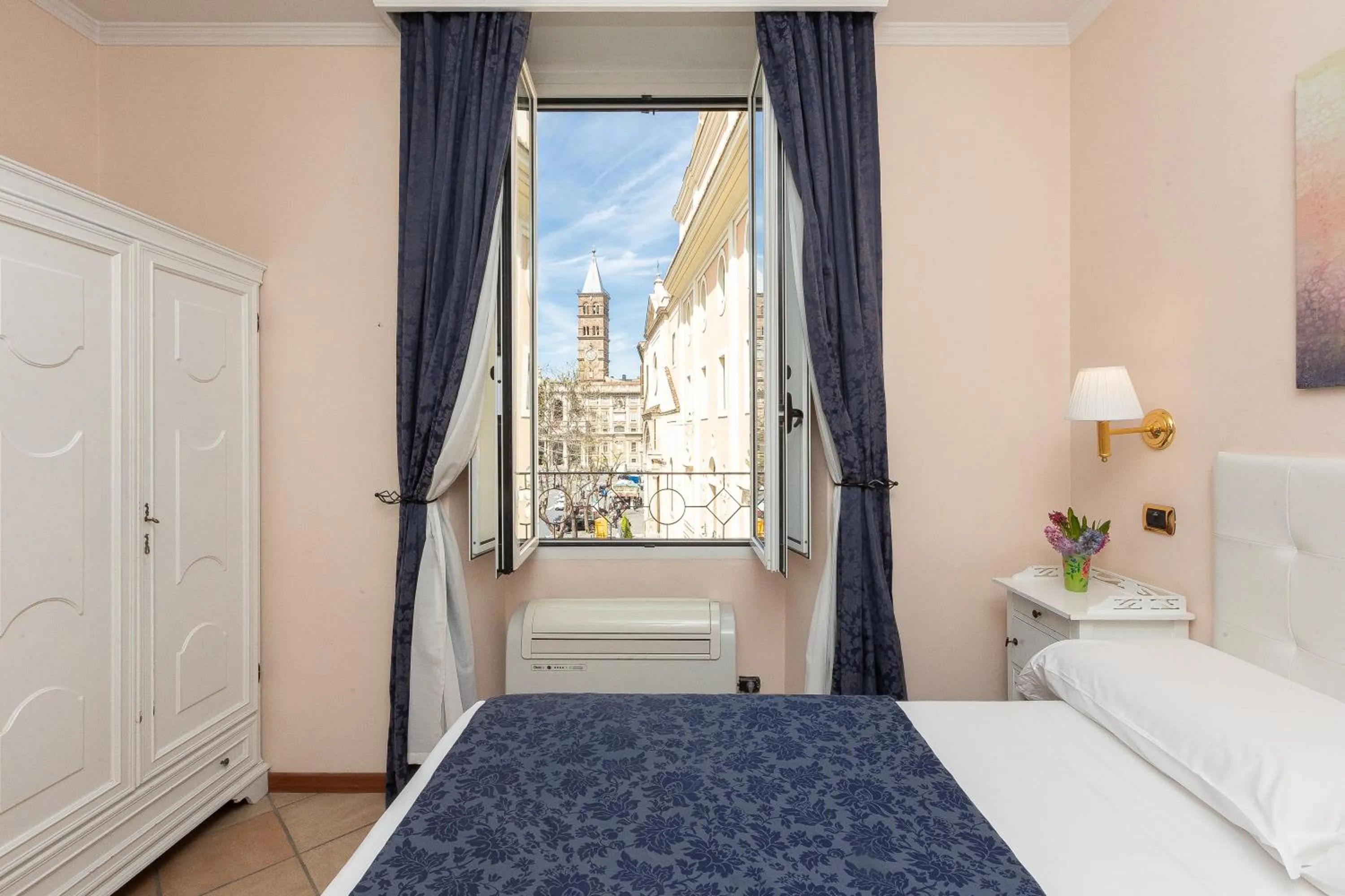 Bedroom, Bed in Rome To Stay