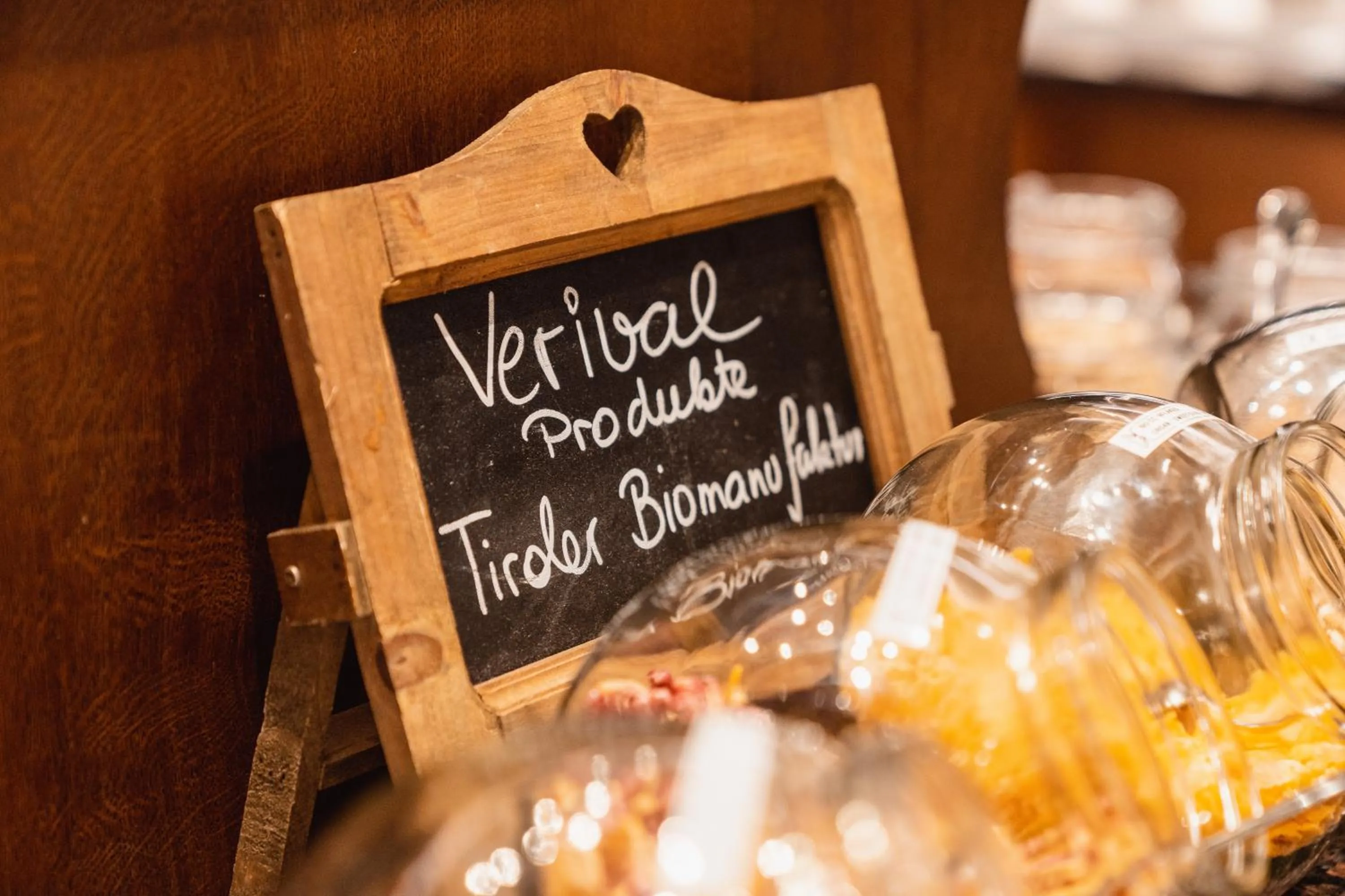 Food and drinks in Hotel Jagdhaus Monzabon