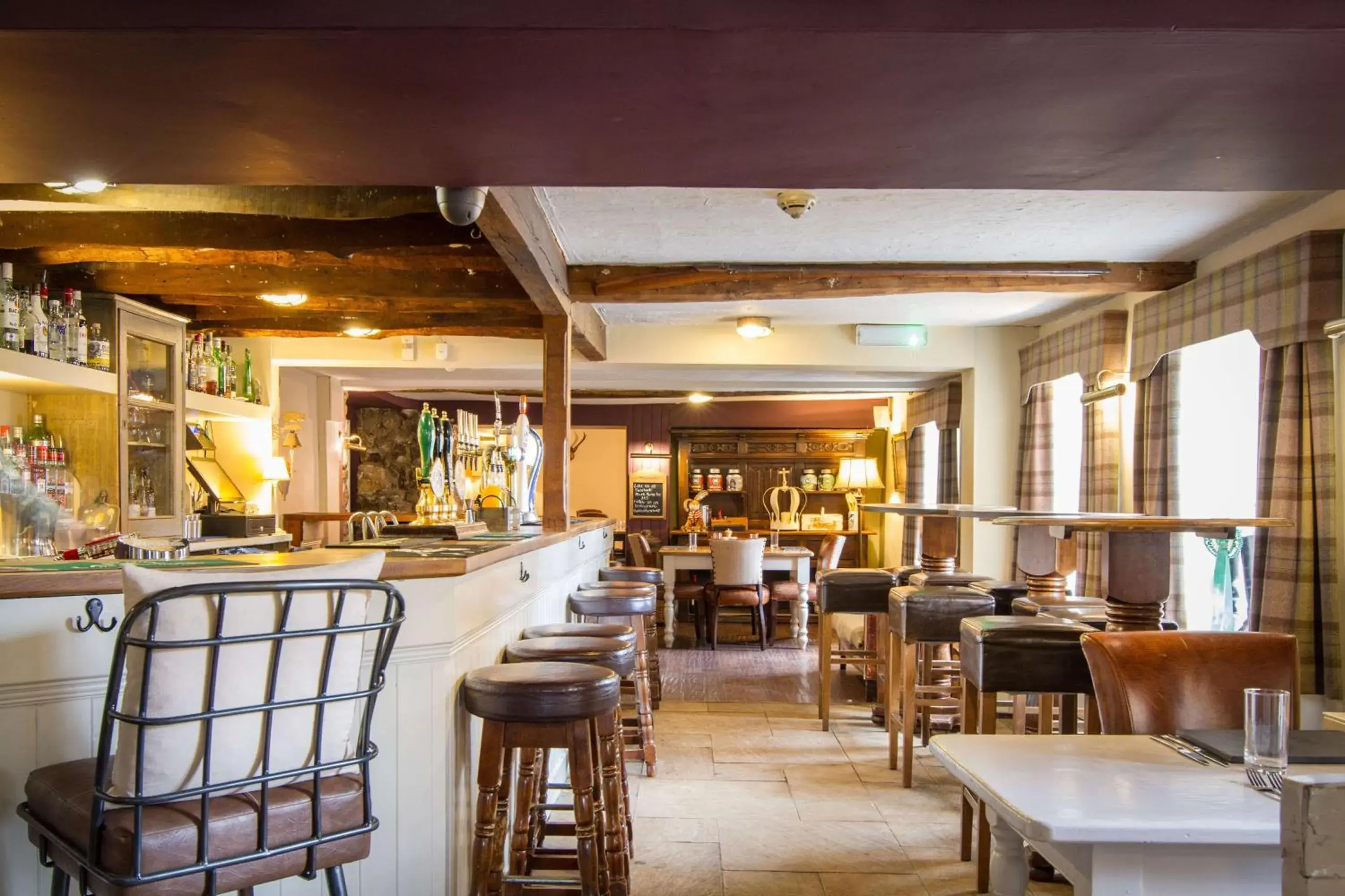 Lounge or bar in Black Horse Inn Lounge or bar in Black Horse Inn