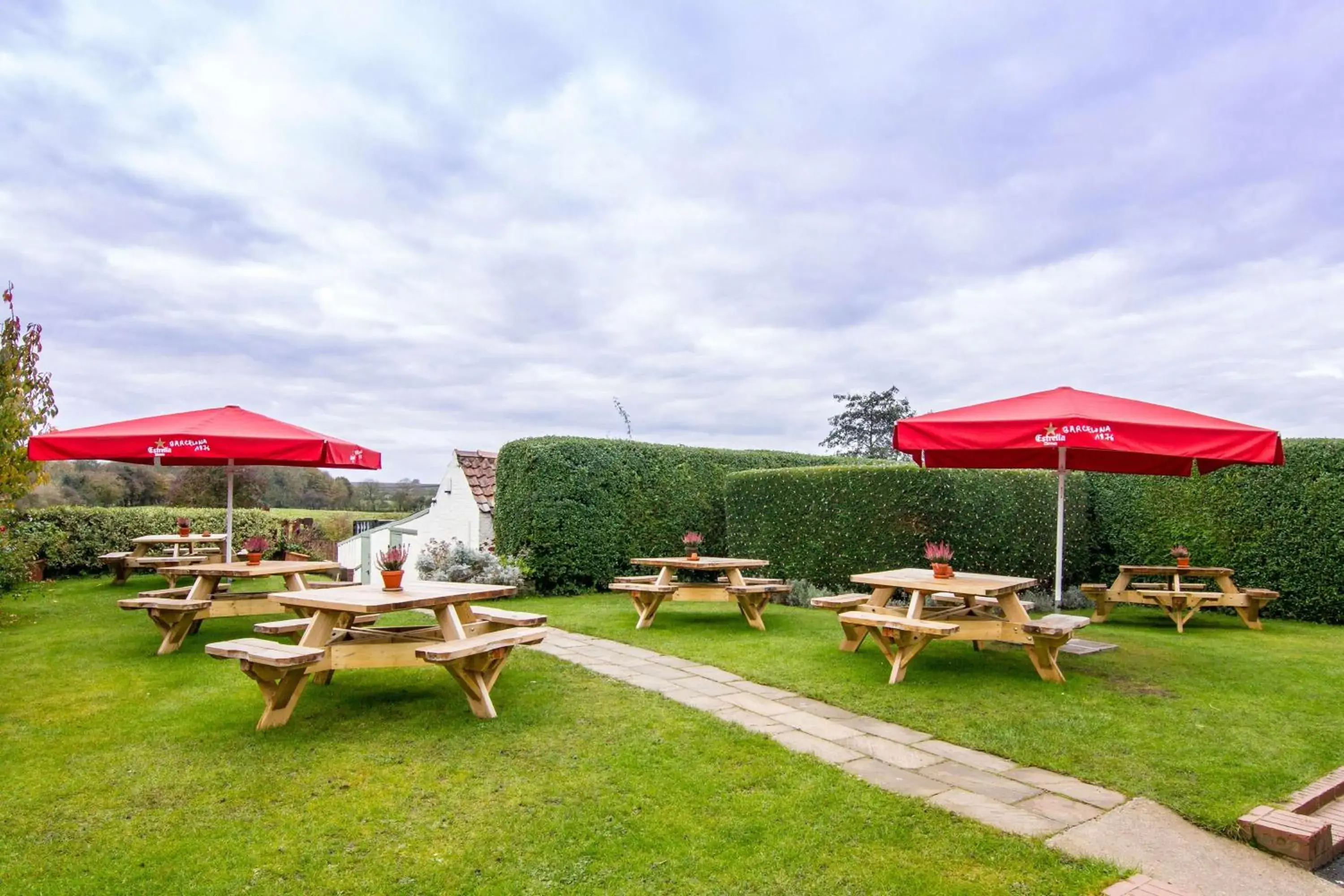 Property building in Black Horse Inn Property building in Black Horse Inn