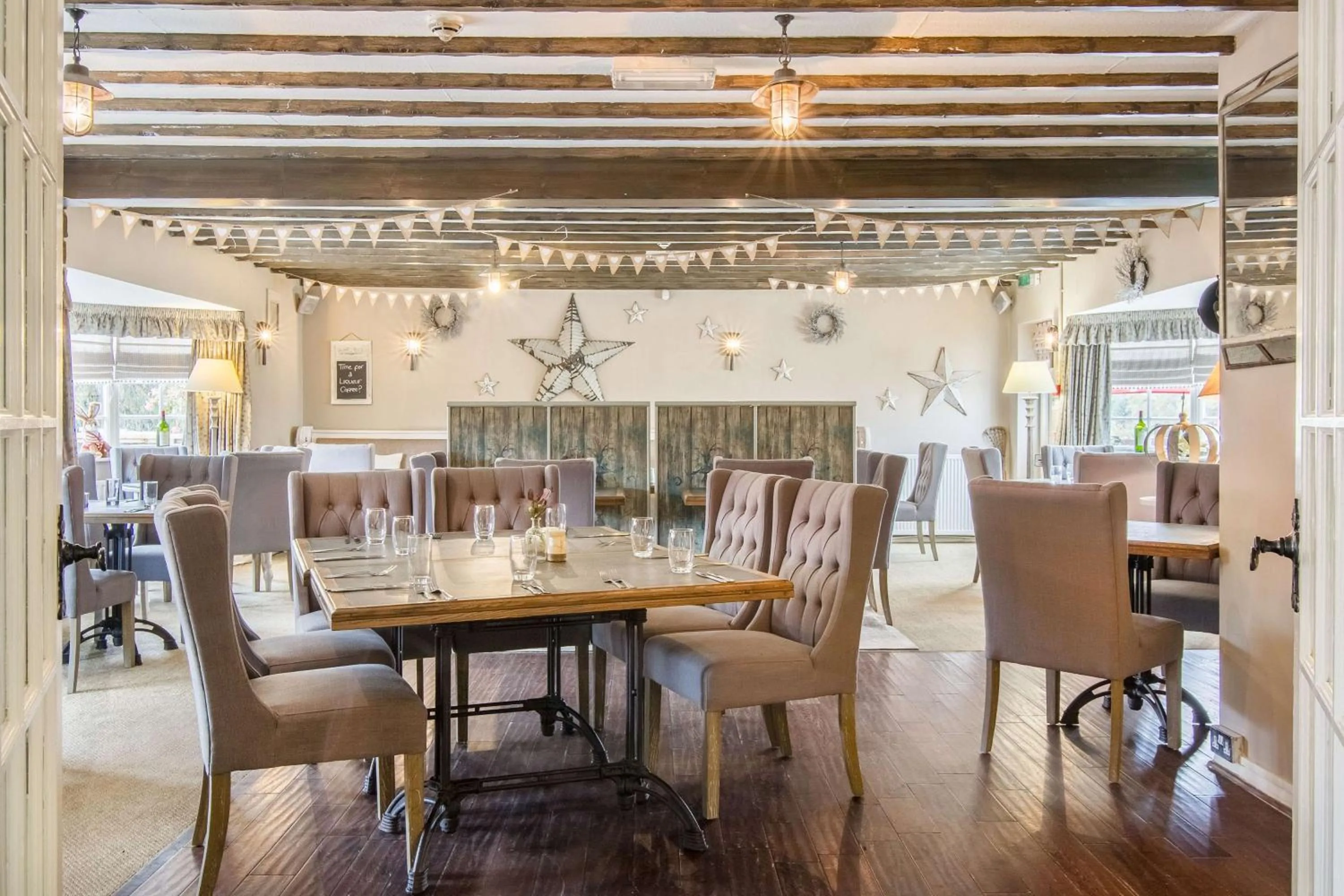 Restaurant/places to eat in Black Horse Inn