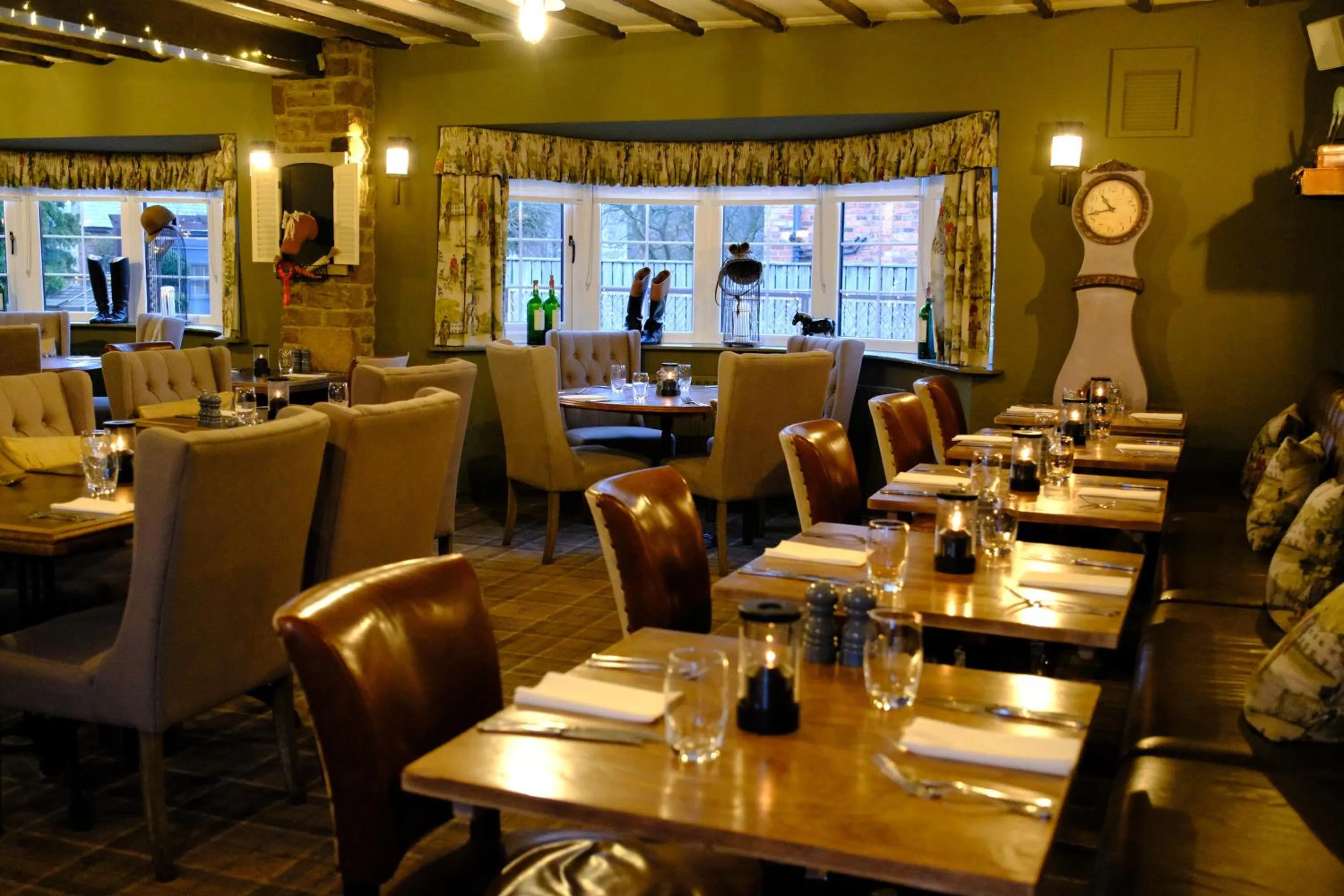 Restaurant/places to eat in Black Horse Inn