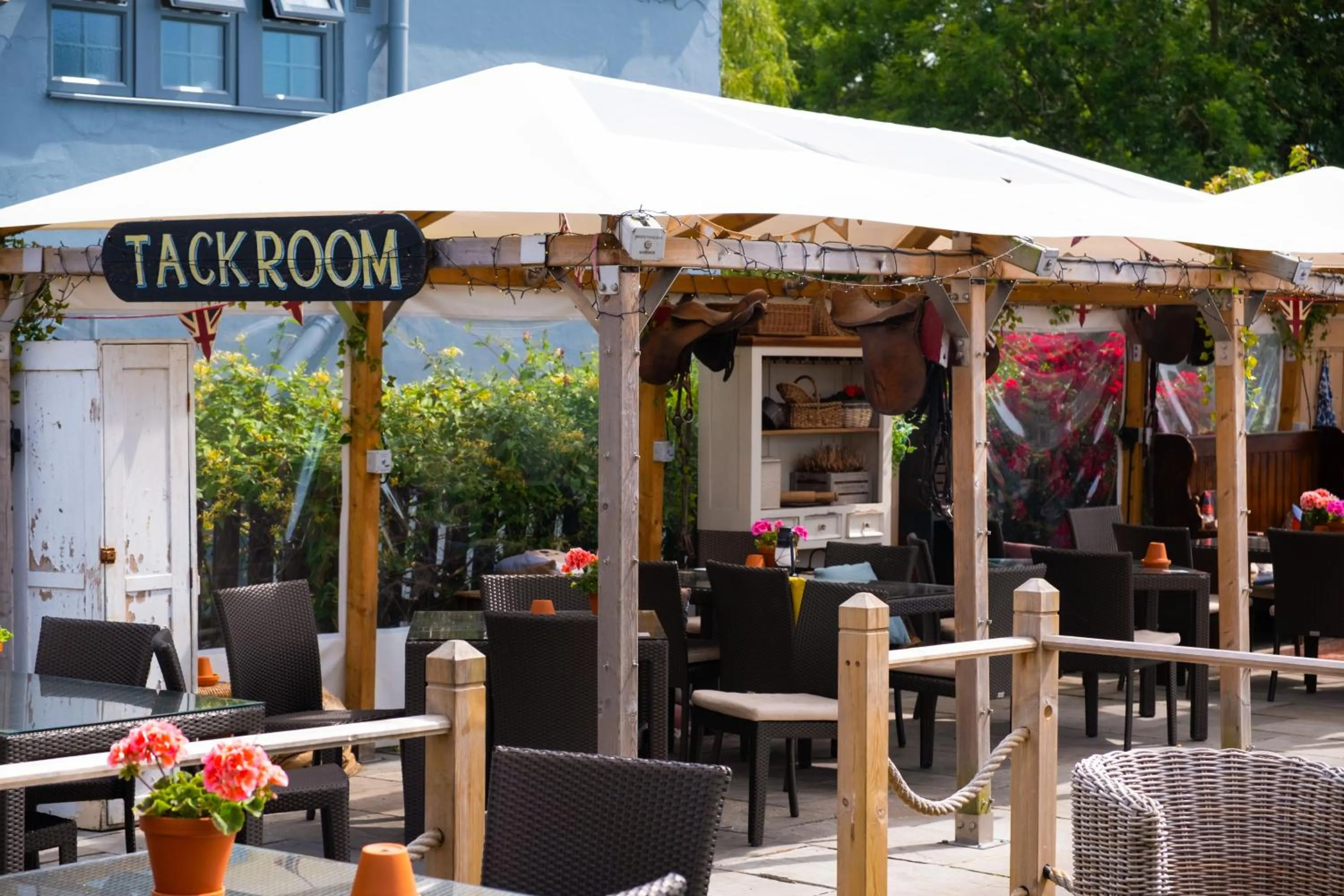 Garden in Black Horse Inn