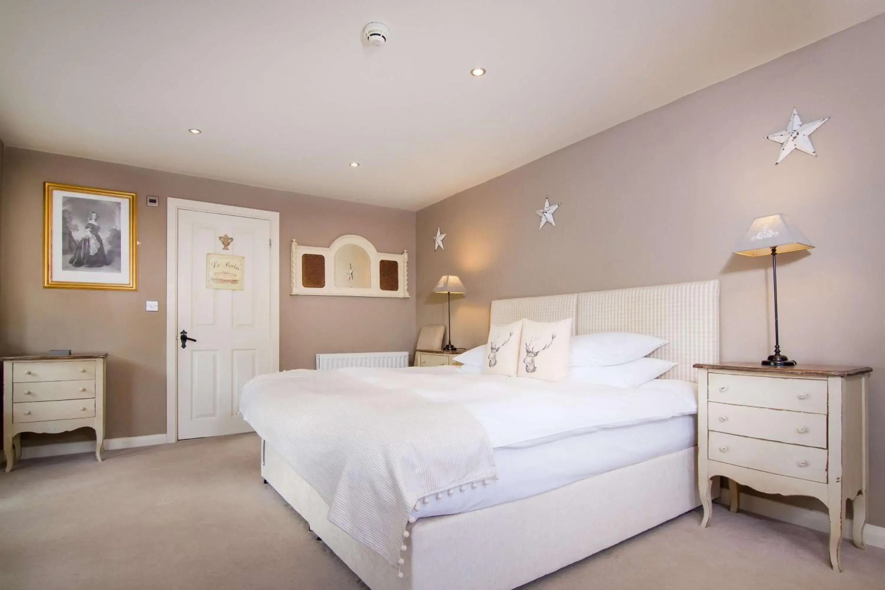 Bed in Black Horse Inn Bed in Black Horse Inn