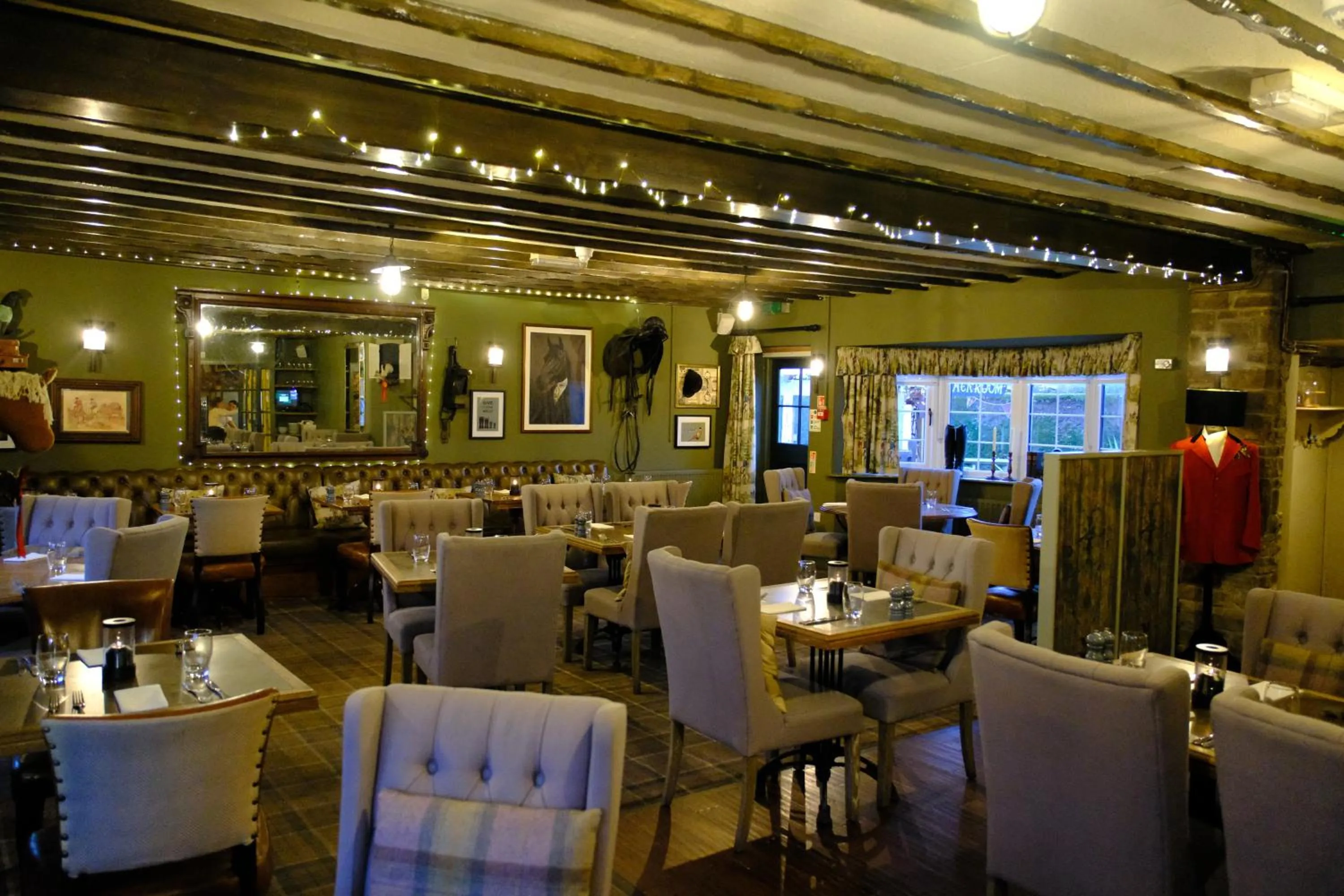 Restaurant/places to eat in Black Horse Inn