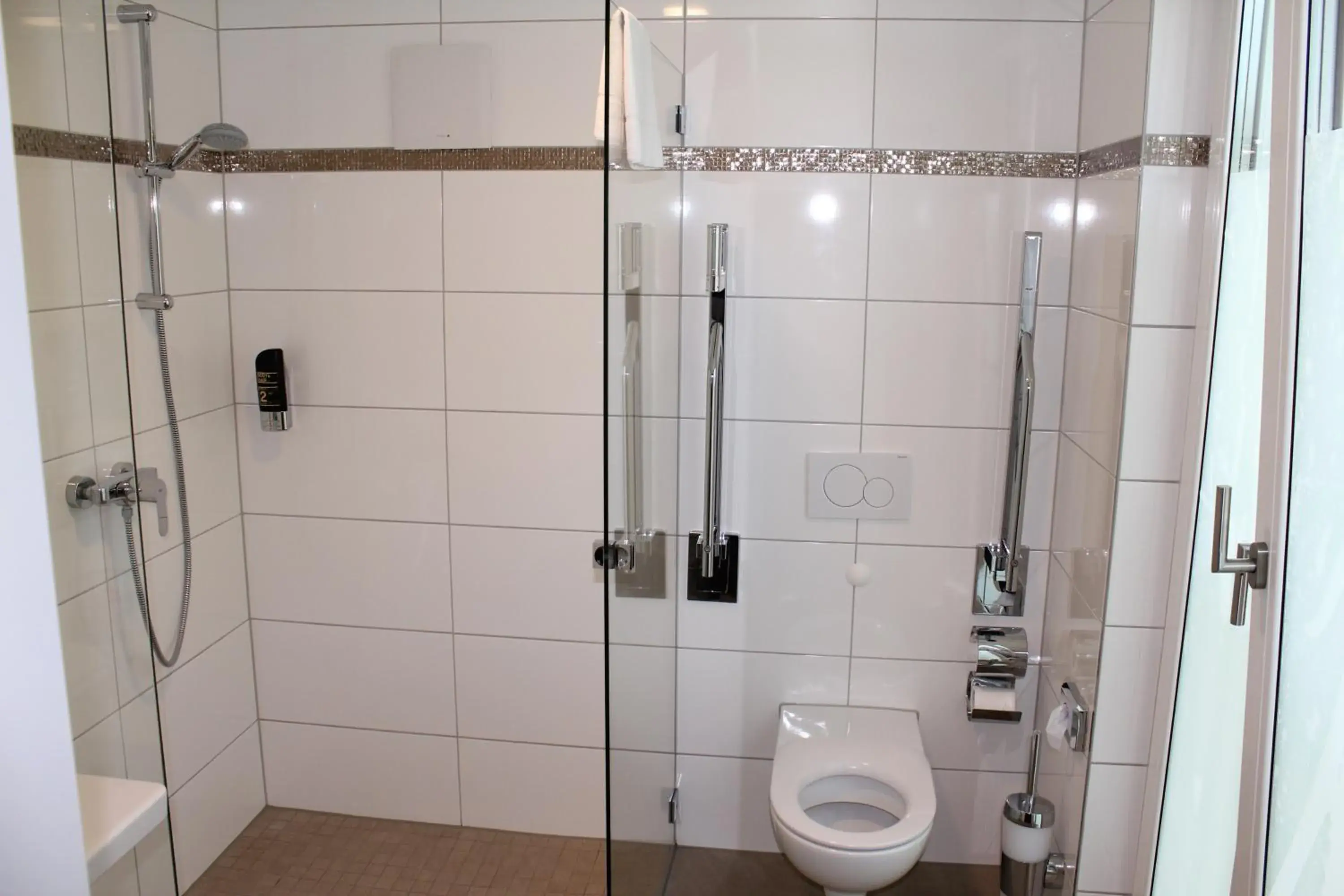 Double Room - Disability Access in Arena an der Friedberger Warte Double Room - Disability Access in Arena an der Friedberger Warte