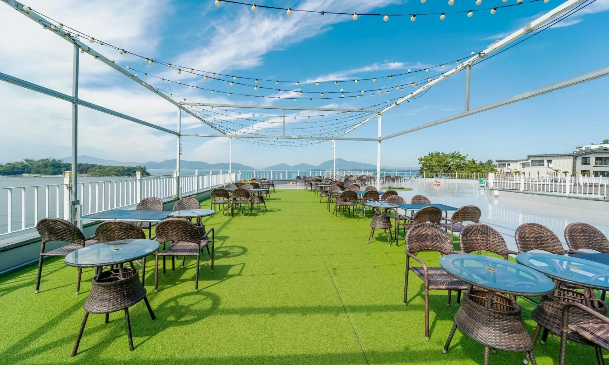 Lounge or bar in Arte Resort Spa & Pool Villa