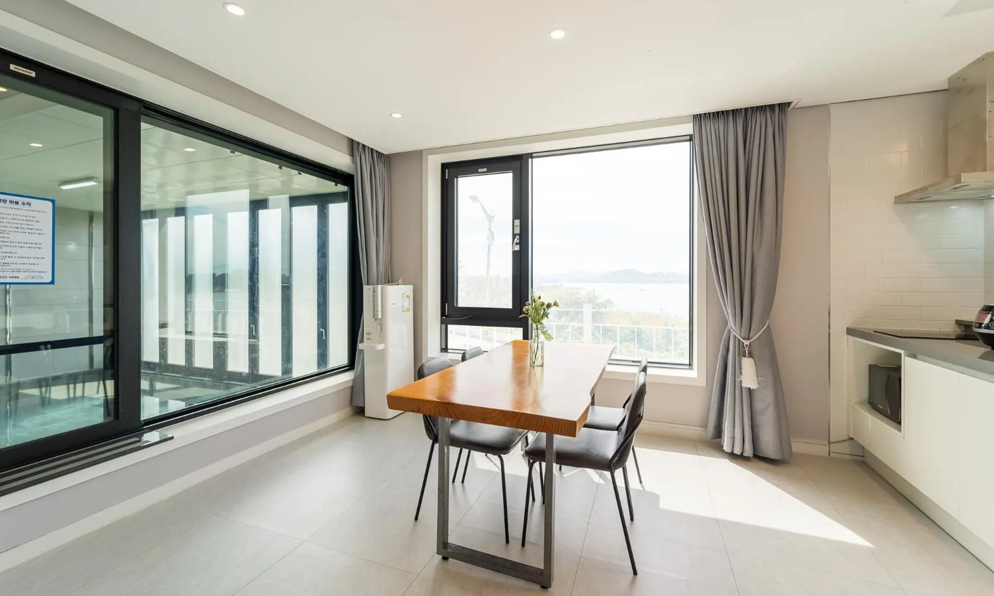 Kitchen or kitchenette in Arte Resort Spa & Pool Villa