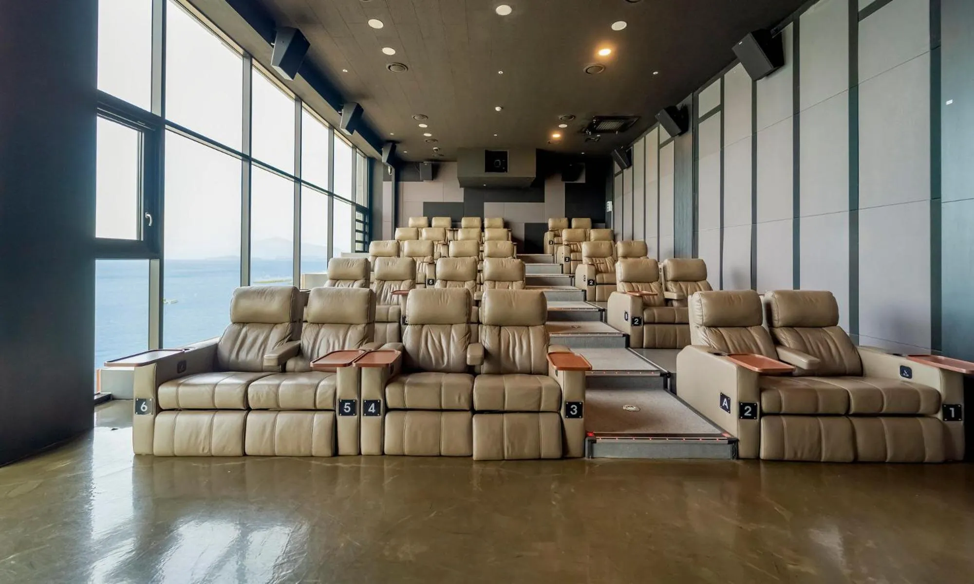 Entertainment in Arte Resort Spa & Pool Villa