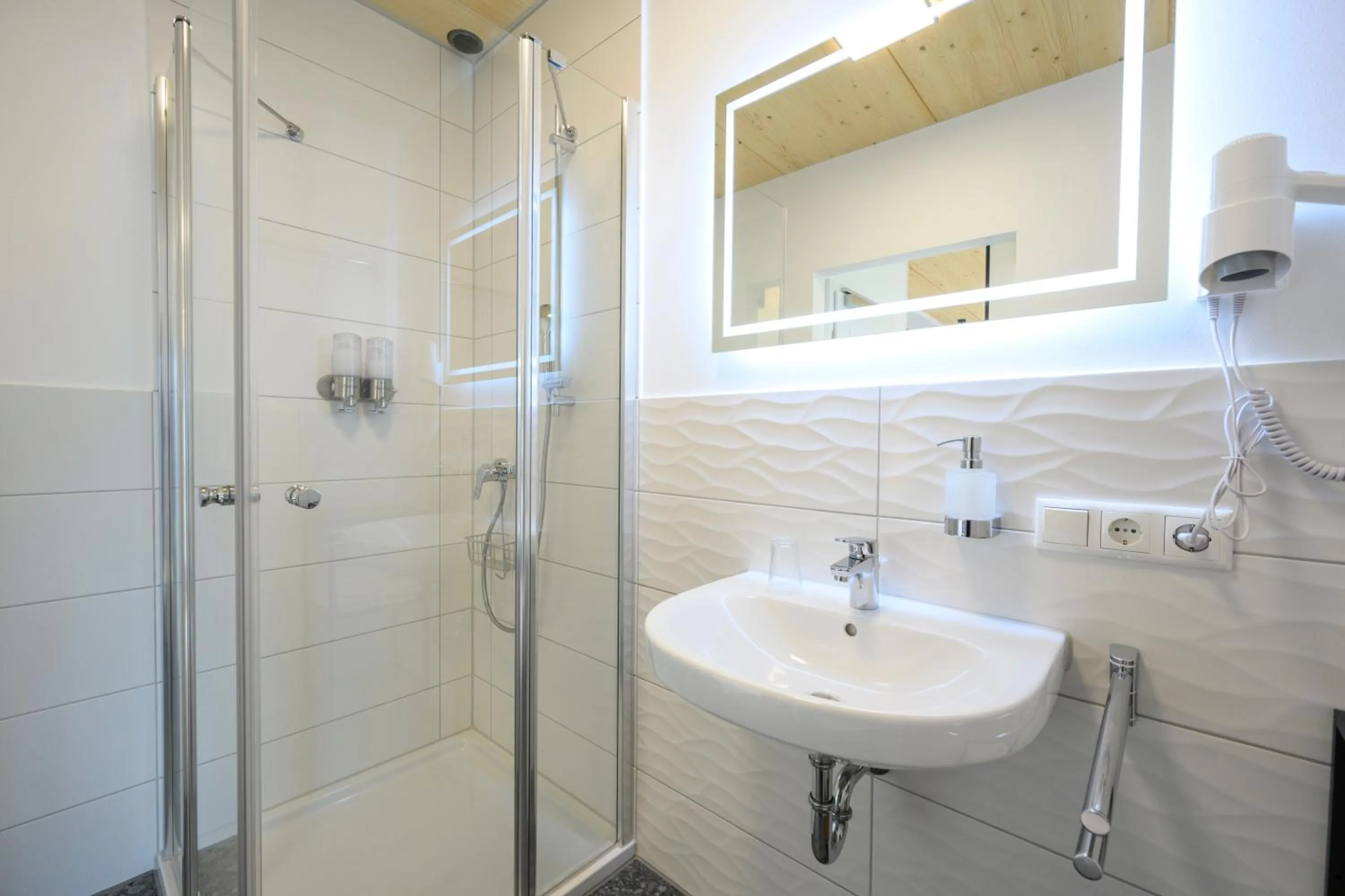 Shower in Landgasthof zur Sonne