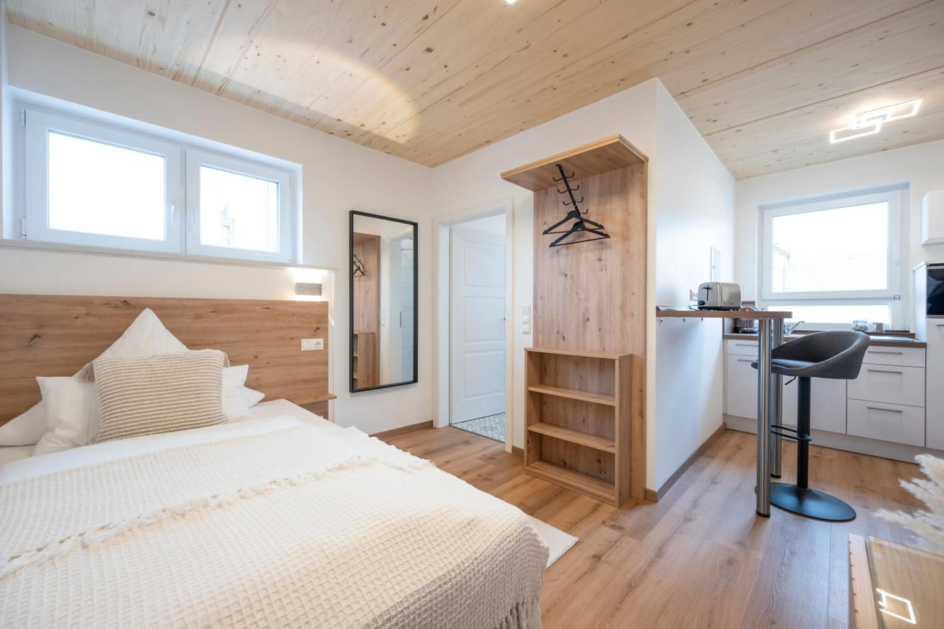 Kitchen or kitchenette, Bed in Landgasthof zur Sonne