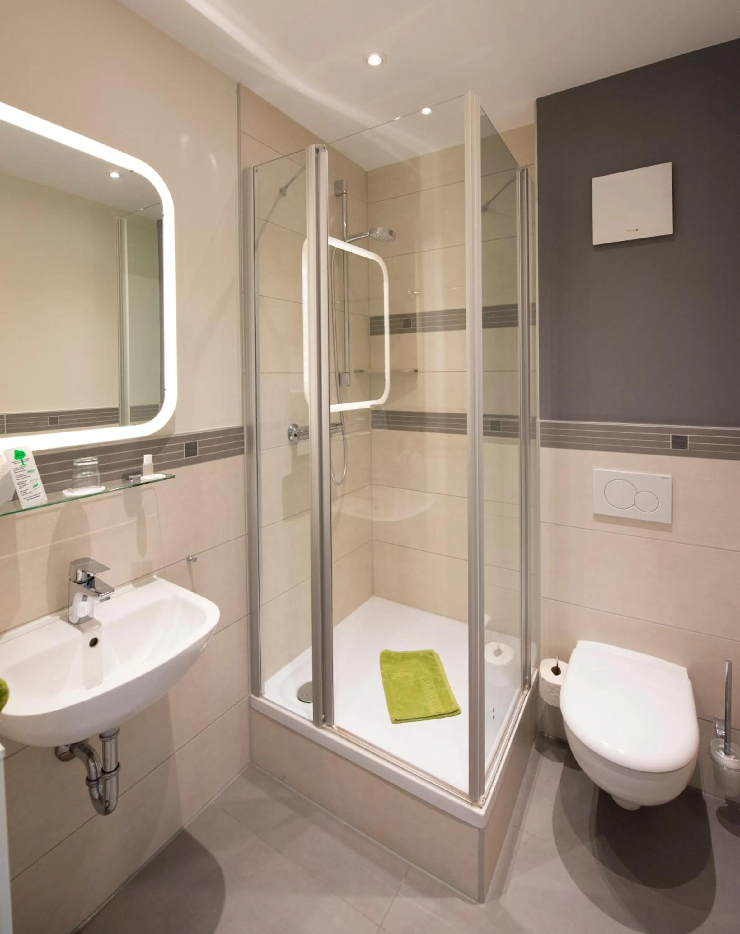 Shower in Landgasthof zur Sonne