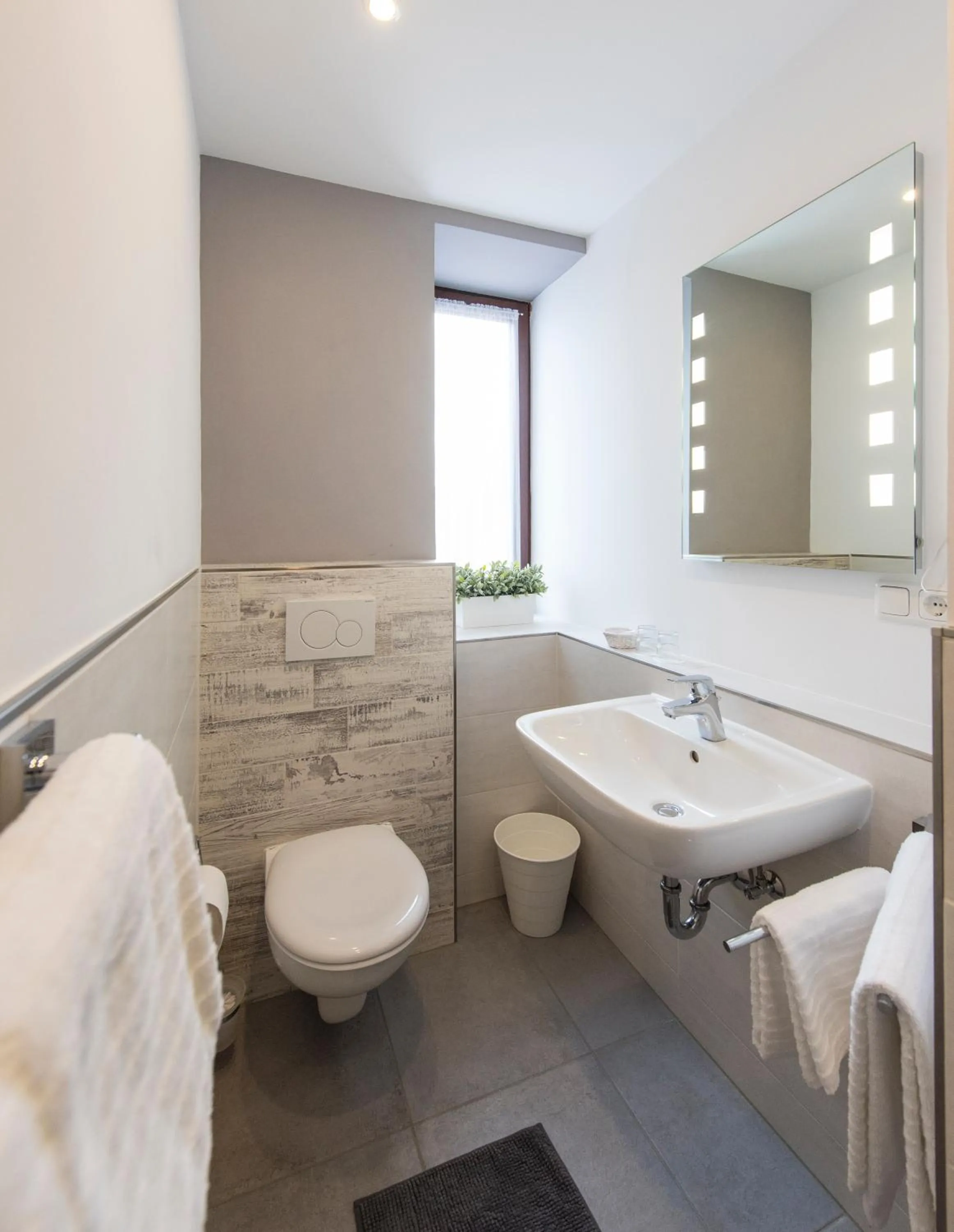 Bathroom in Landgasthof zur Sonne