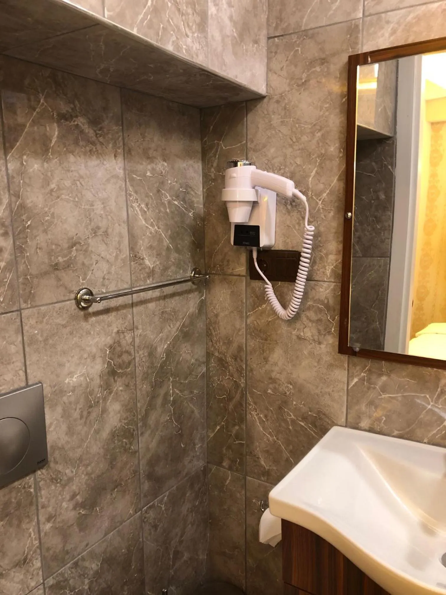 Bathroom in Rose Mansion by Otantik Suites