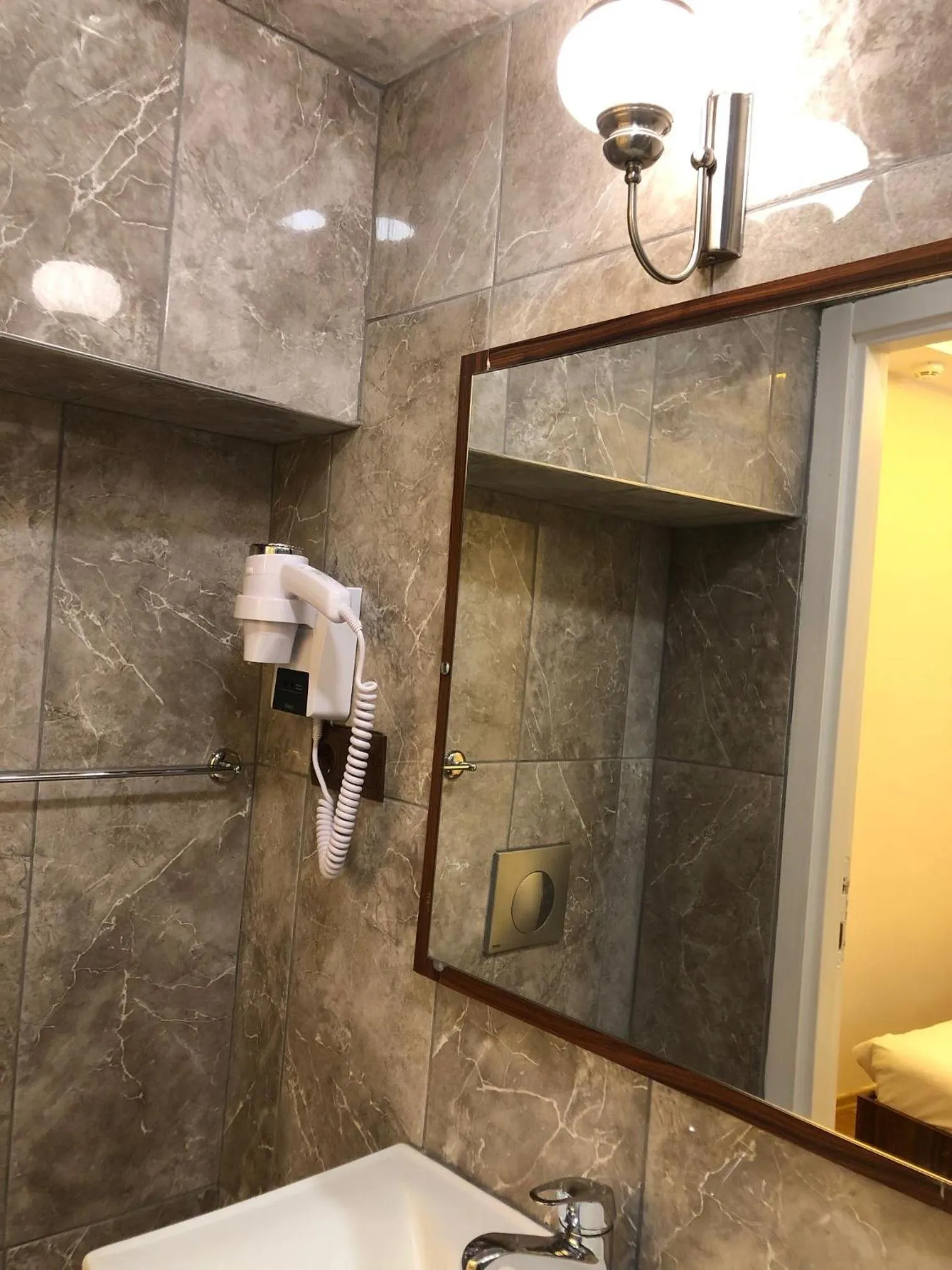 Bathroom in Rose Mansion by Otantik Suites