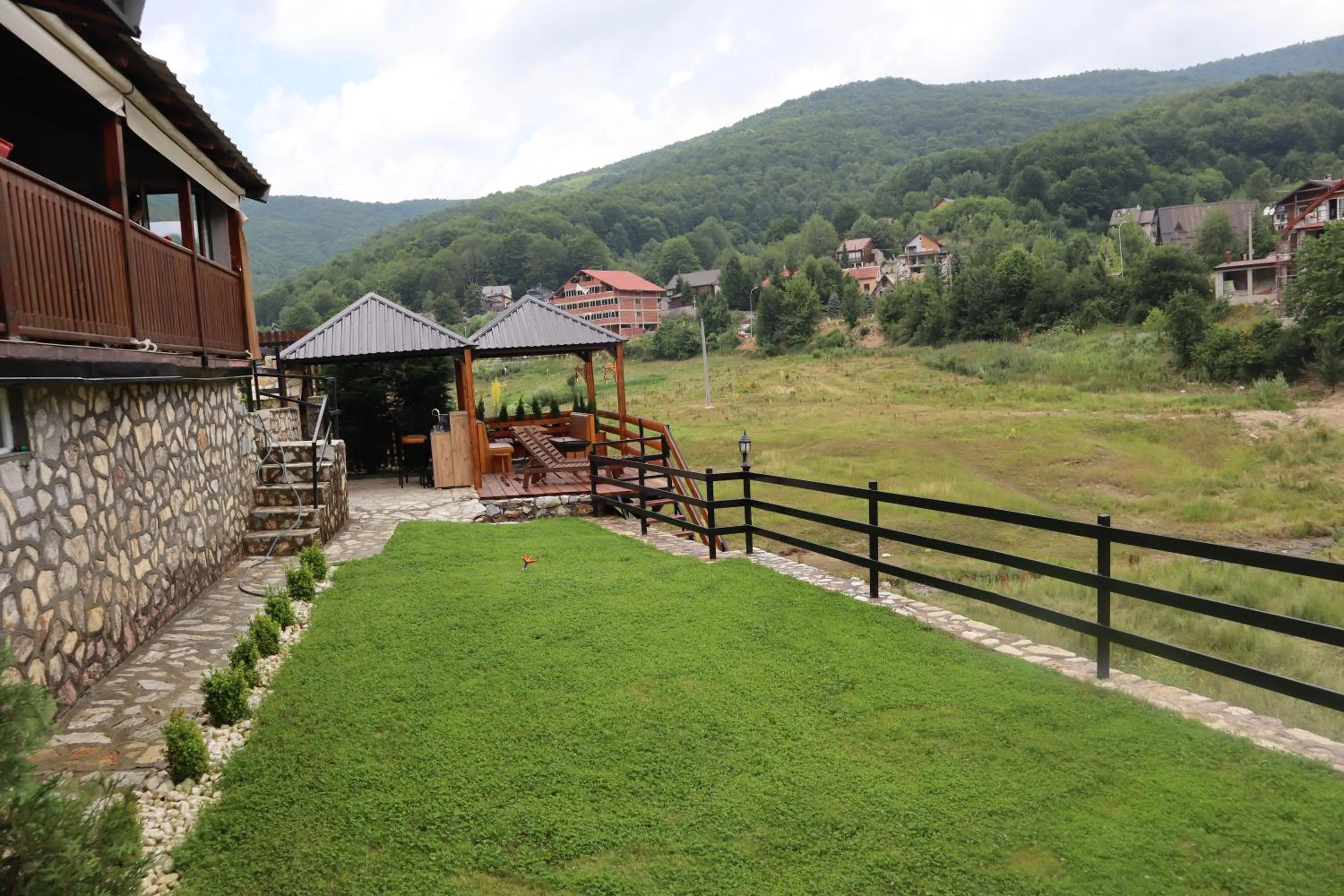 Property building in Villa Beti