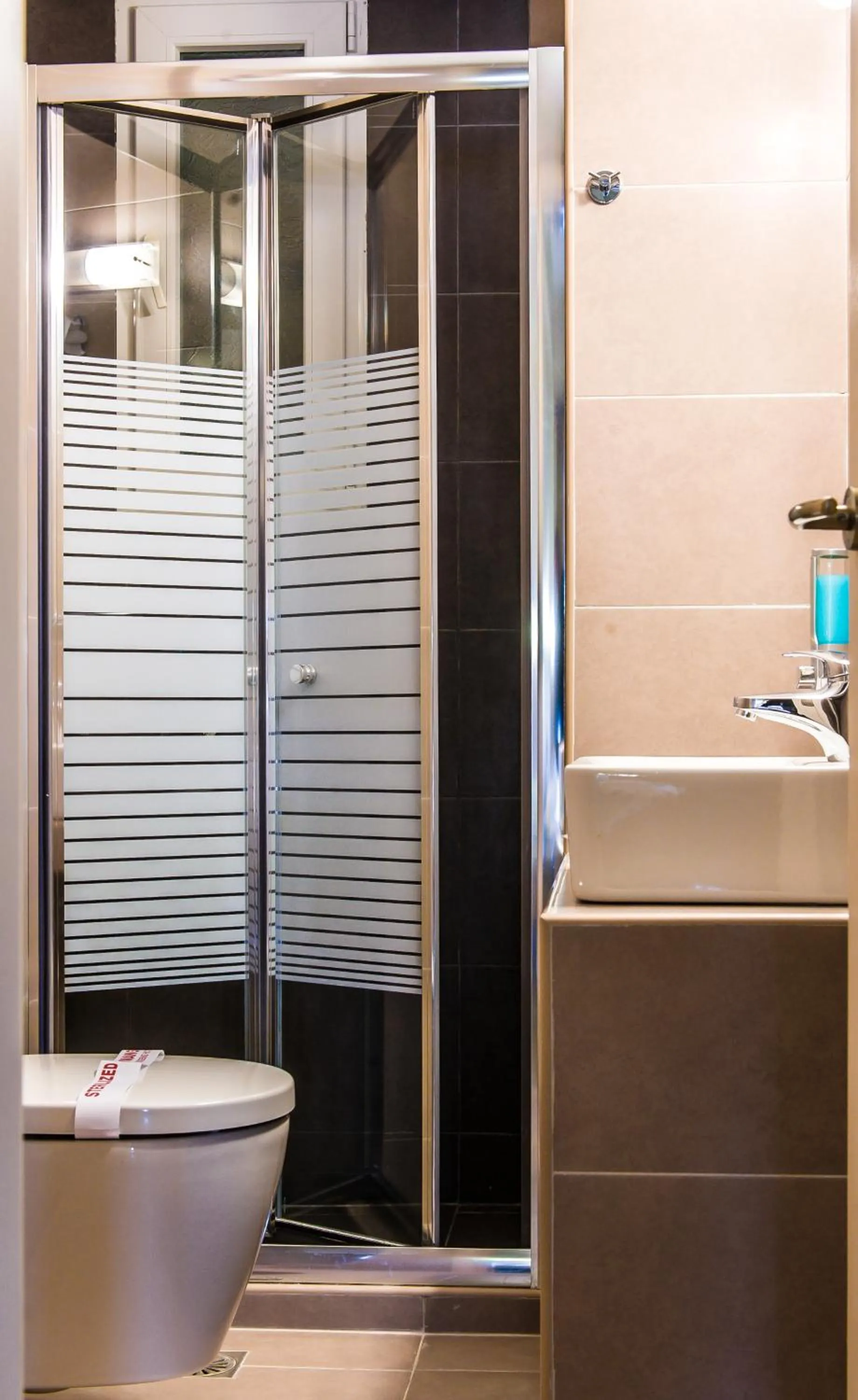 Bathroom in Diogenis Hotel