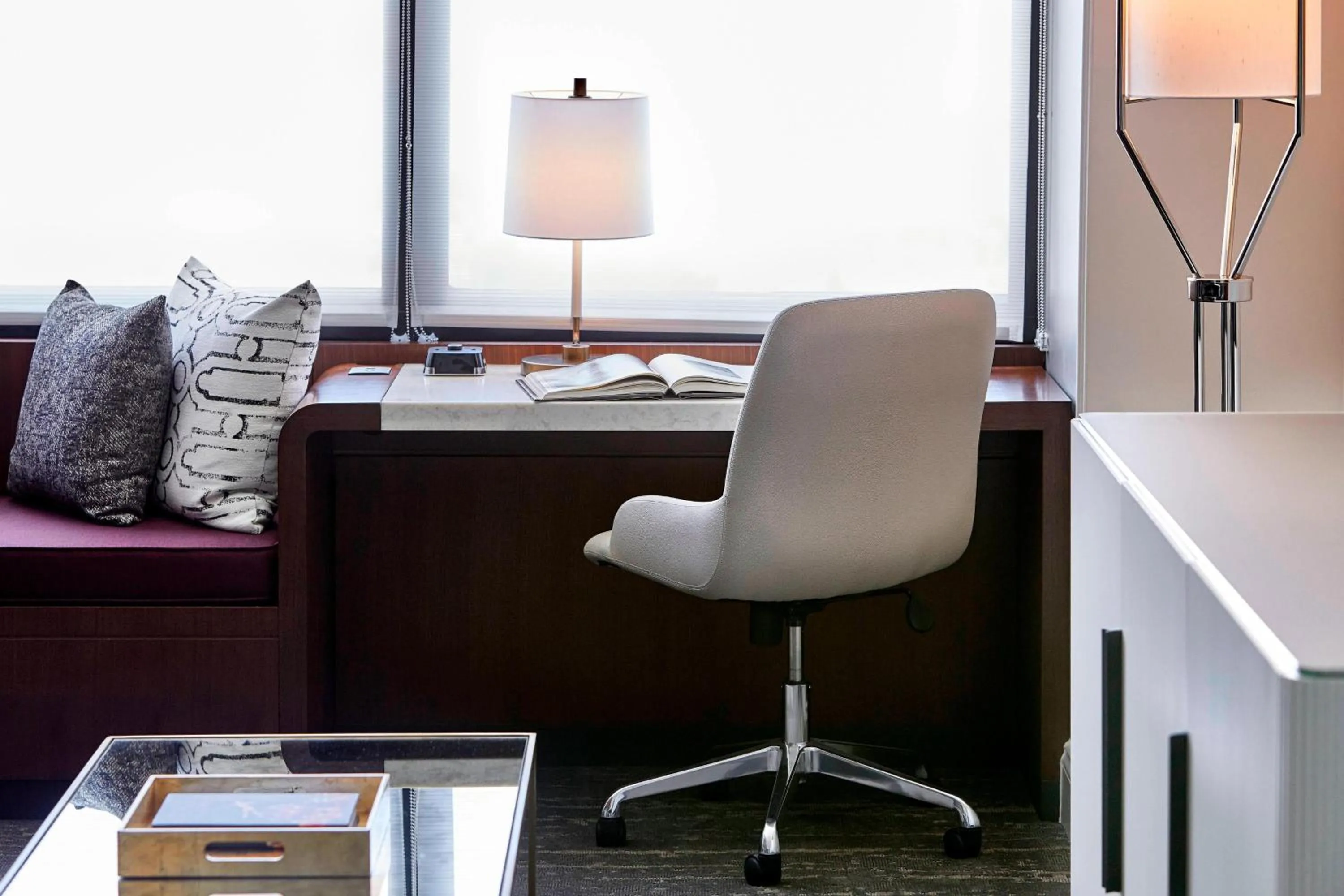 Photo of the whole room in JW Marriott New Orleans