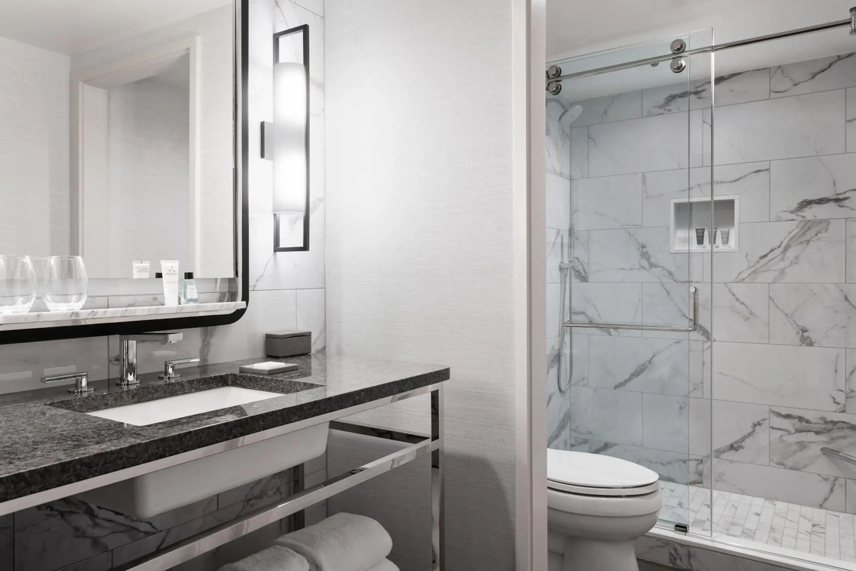 Guest Room with Two Queen Beds in JW Marriott New Orleans Guest Room with Two Queen Beds in JW Marriott New Orleans