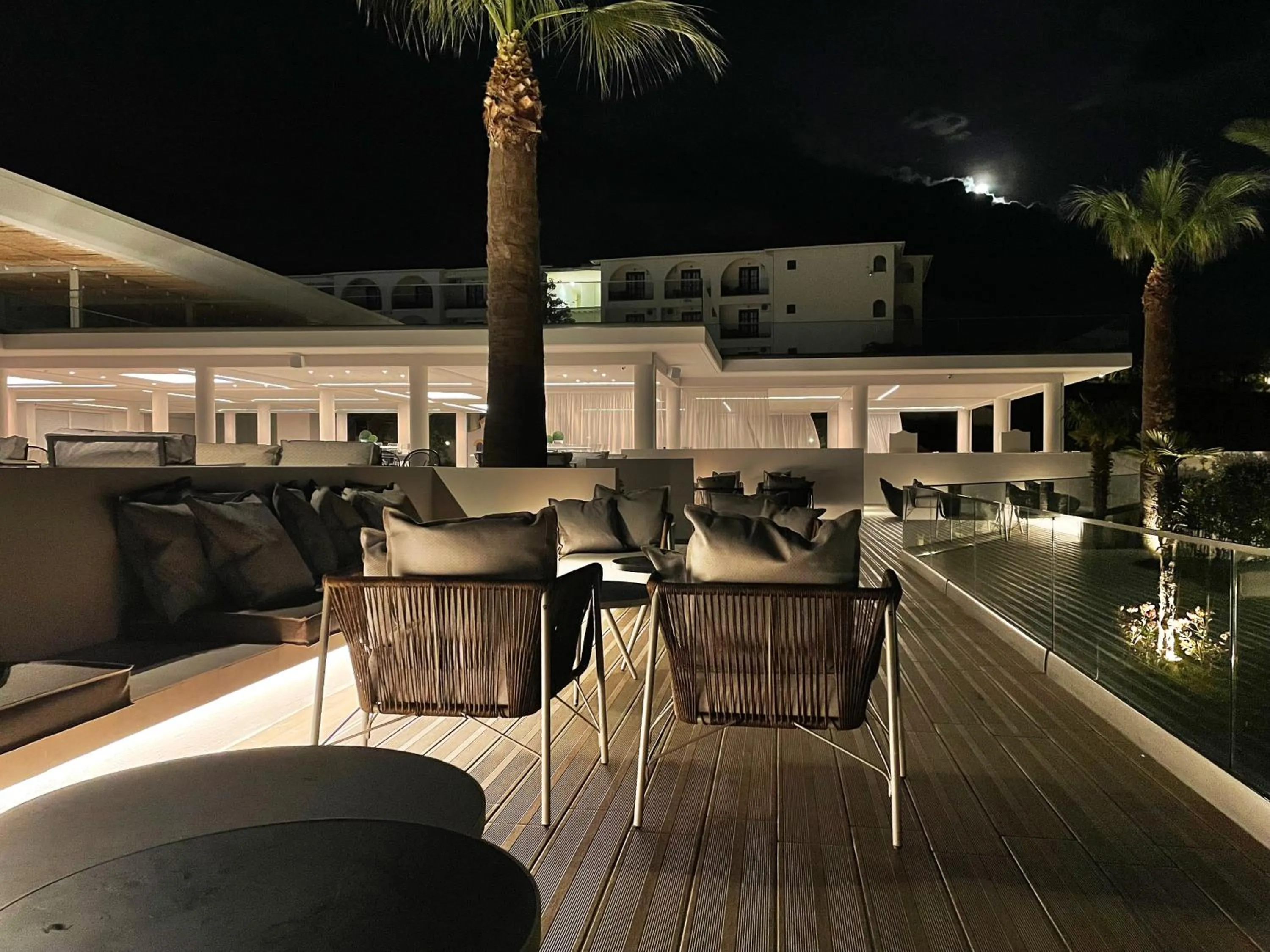 Night in Akrathos Beach Hotel